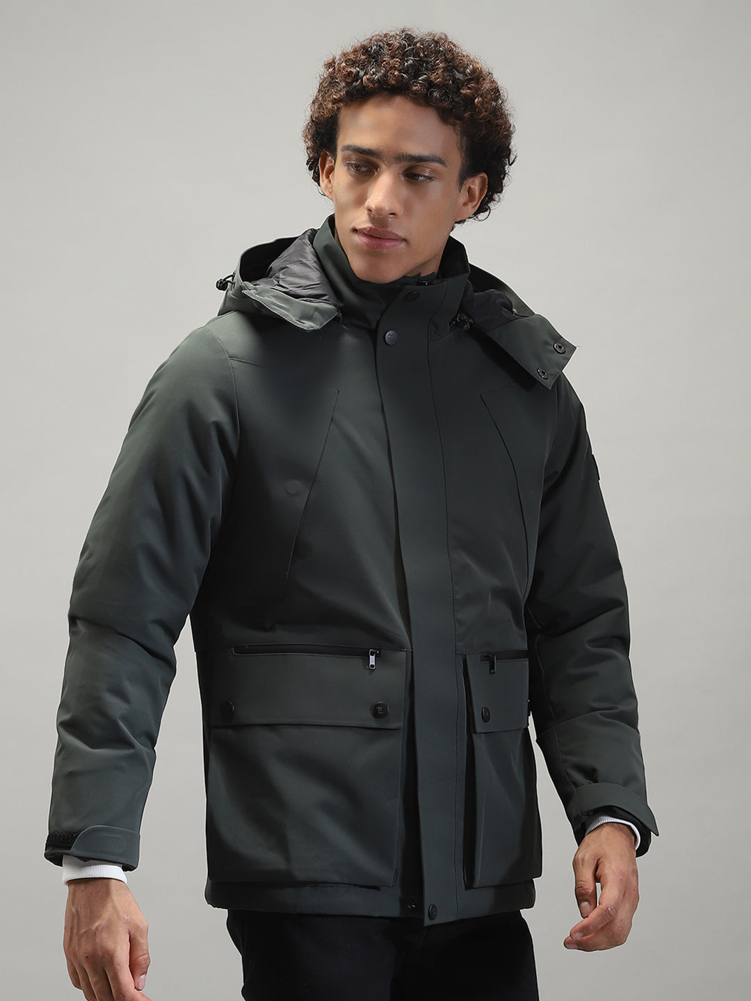 Men Olive Solid Hooded Full Sleeve Jacket