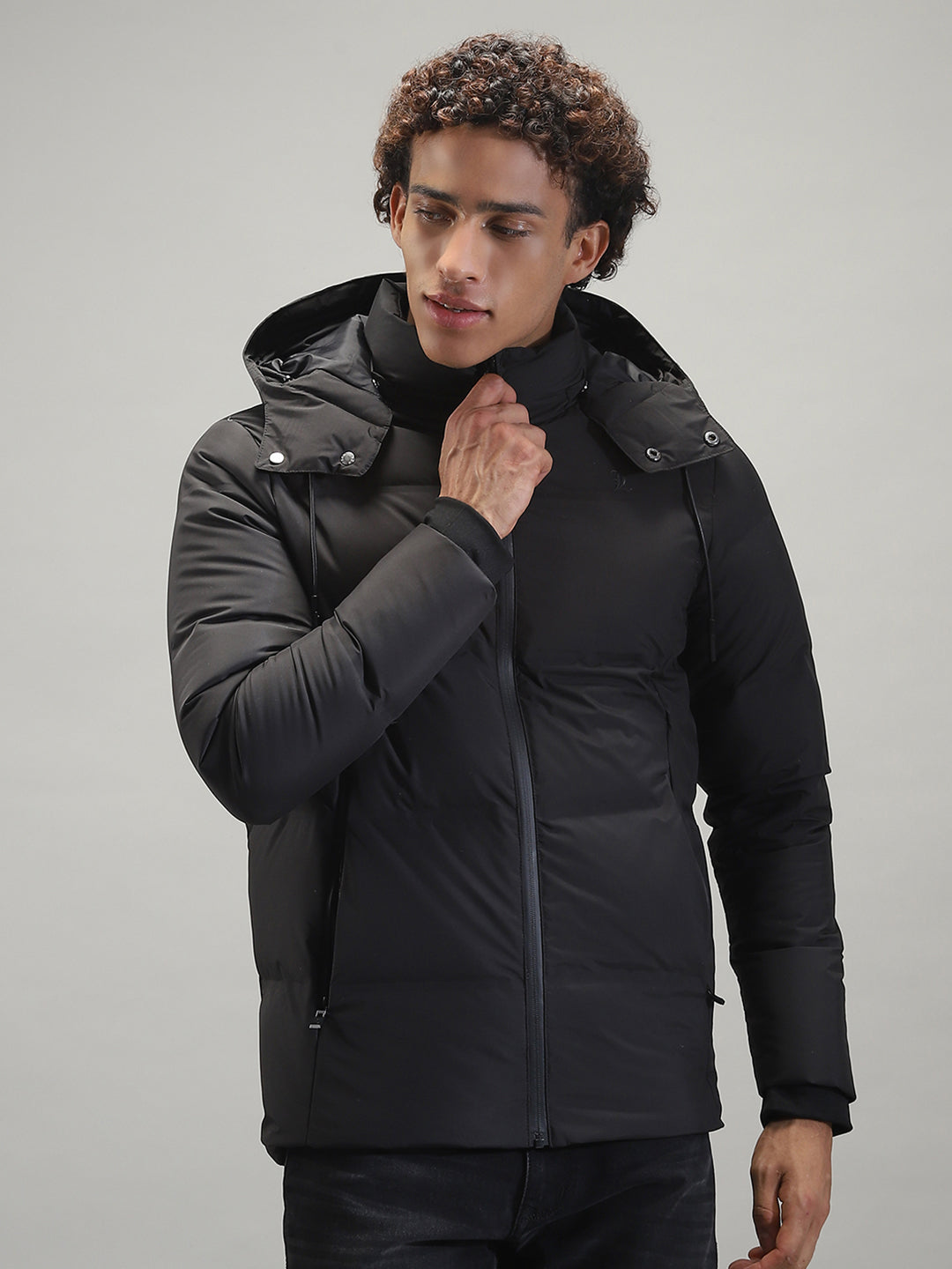 Men Black Solid Hooded Full Sleeve Jacket