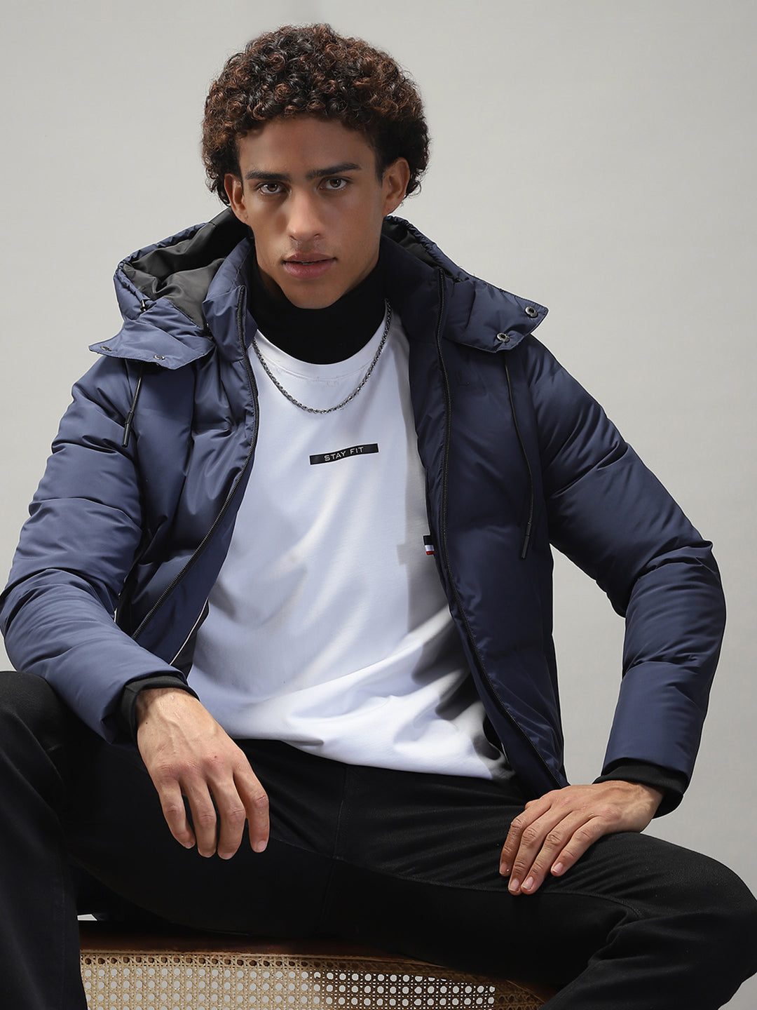 Men Navy Blue Solid Hooded Full Sleeve Jacket