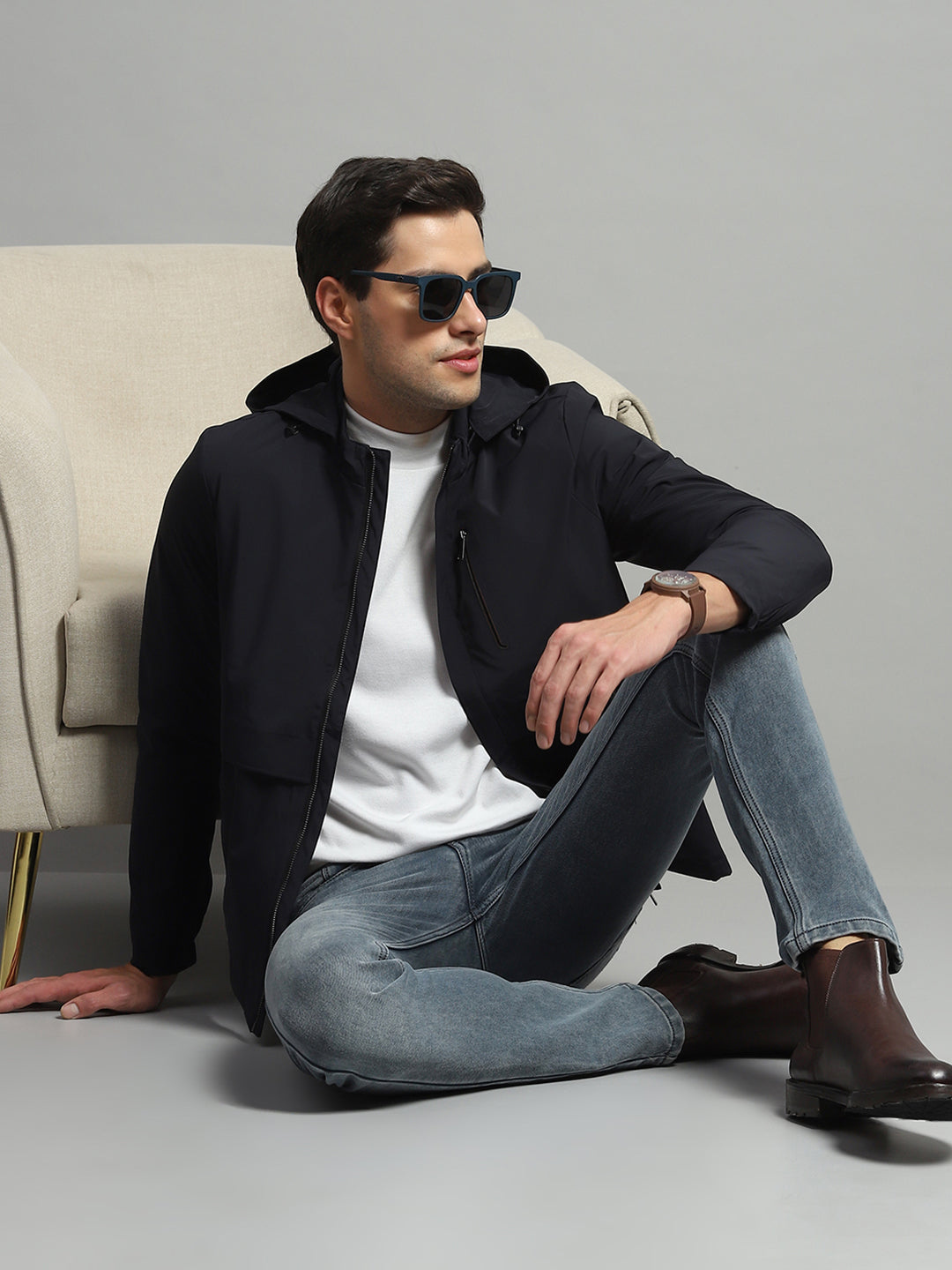 Luxuria Men Navy Blue Solid Detachable Hood Full Sleeve Jacket