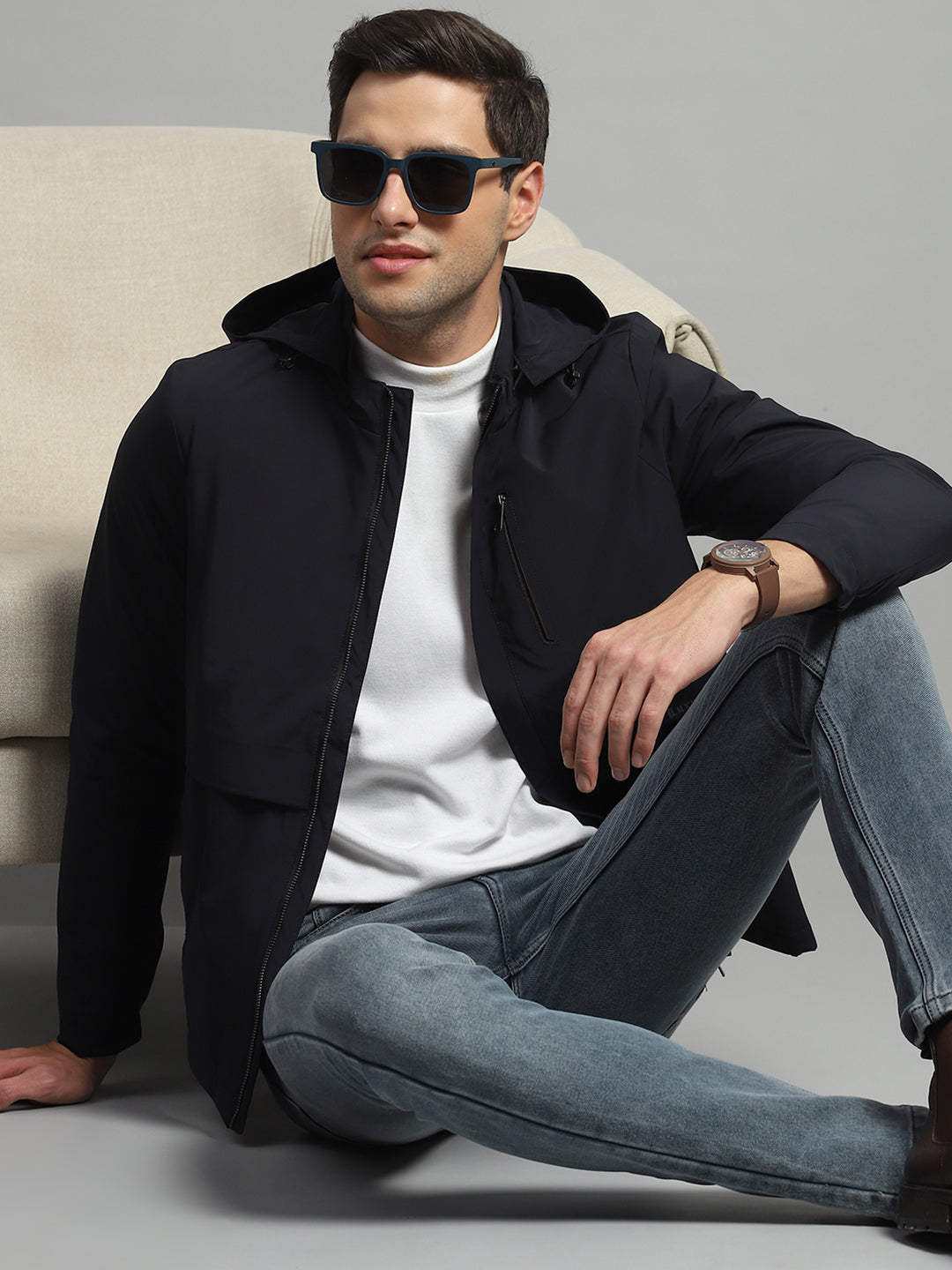 Luxuria Men Navy Blue Solid Detachable Hood Full Sleeve Jacket