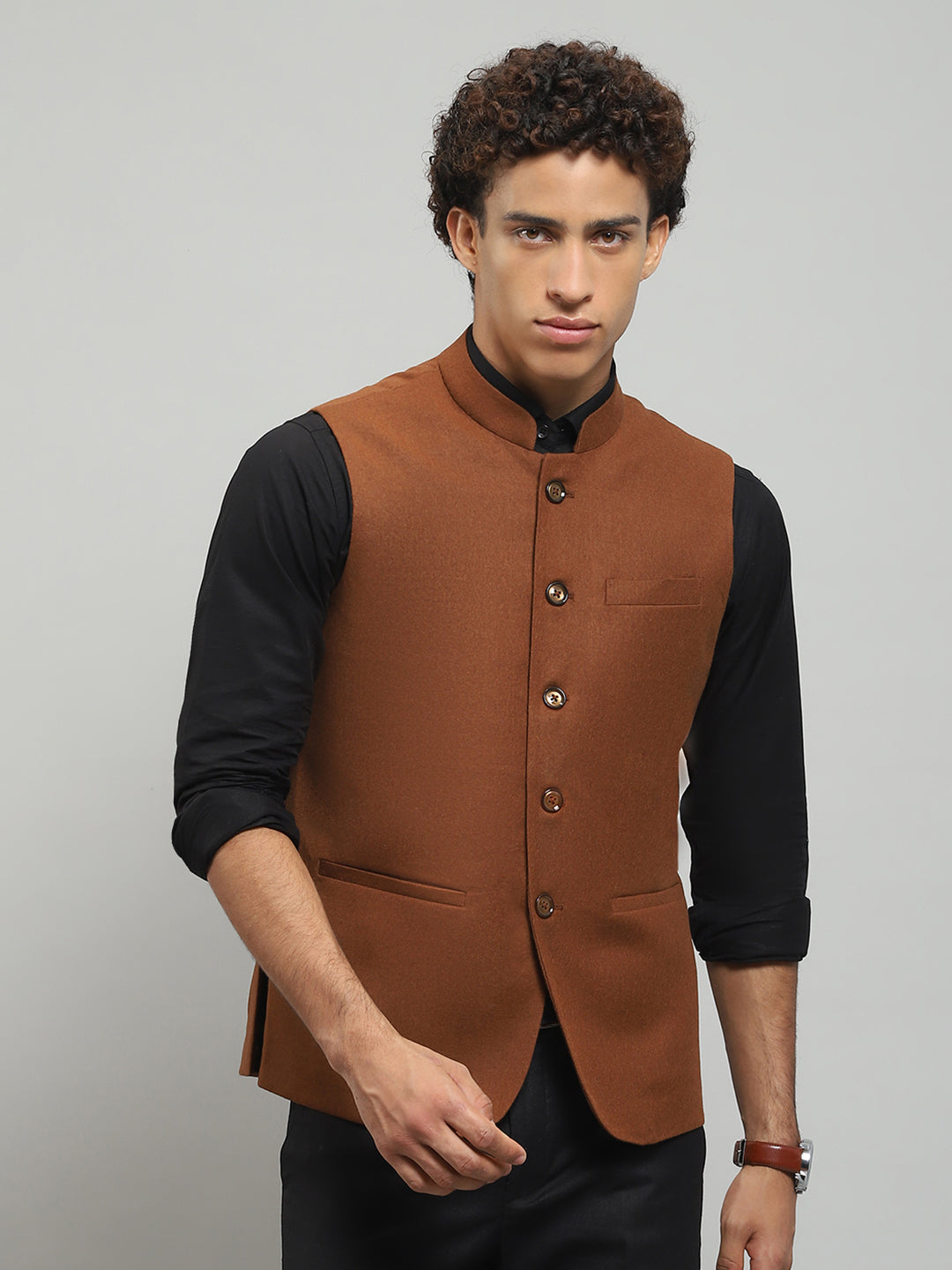 Men Rust Solid Band Collar Sleeveless Jacket