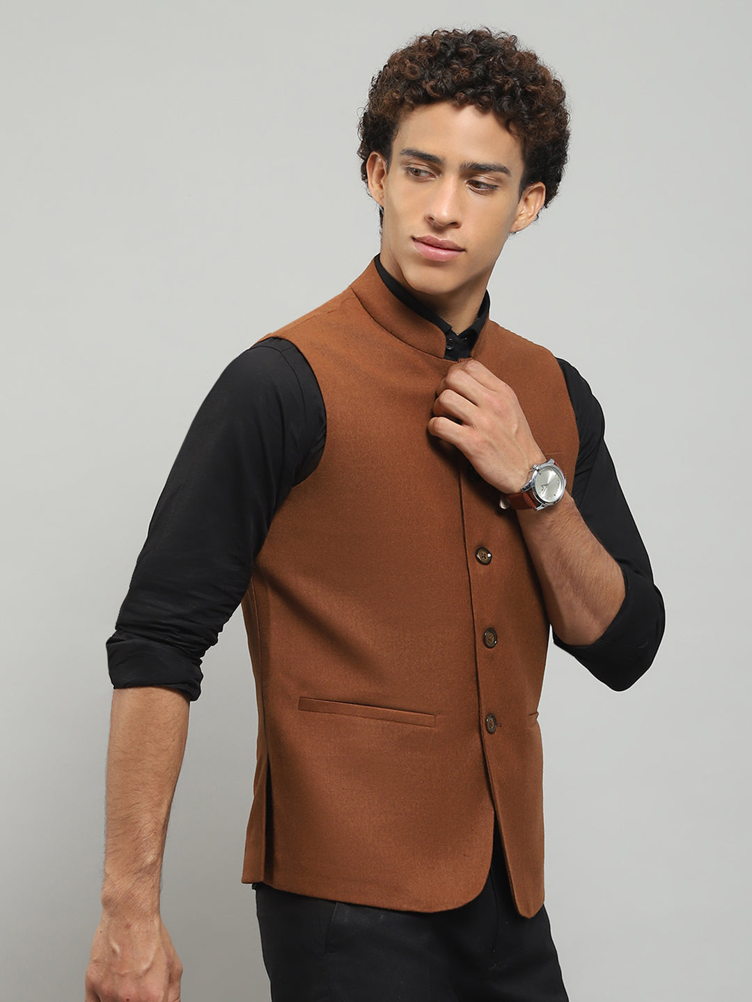Men Rust Solid Band Collar Sleeveless Jacket