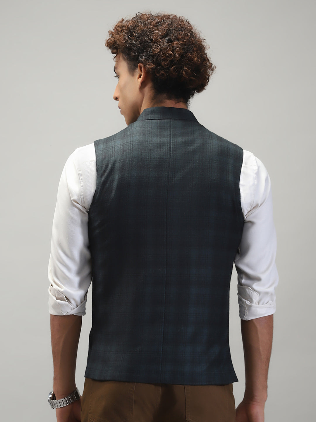 Men Green Solid Band Collar Sleeveless Nehru Jacket