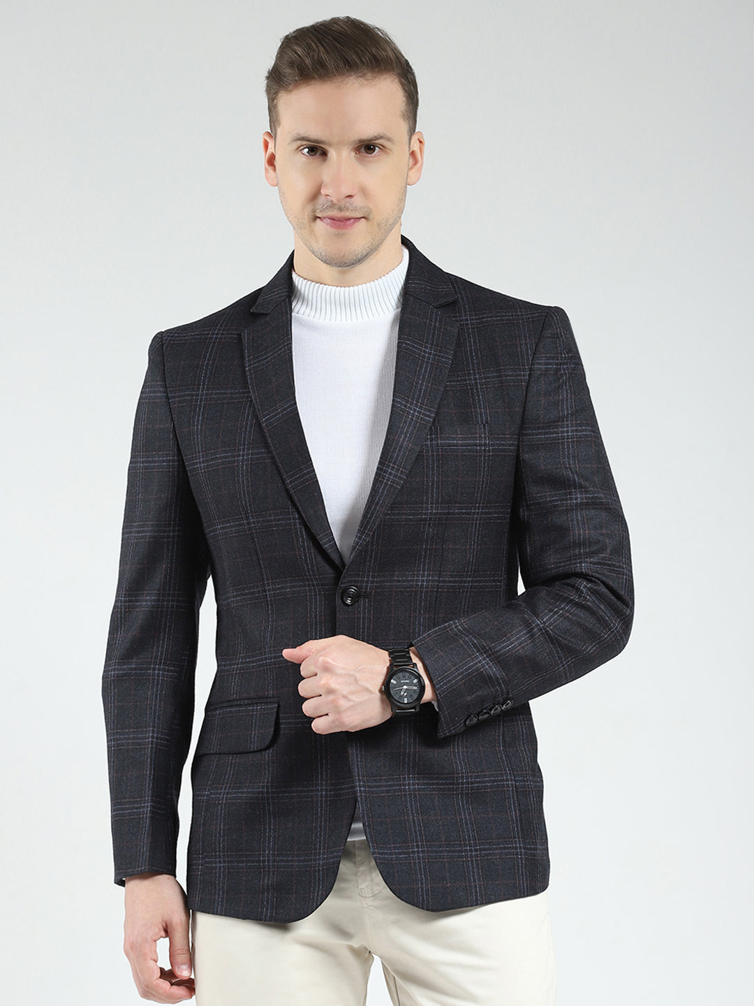 Luxuria Men Black Solid Notch Lapel Collar Full Sleeve Blazer