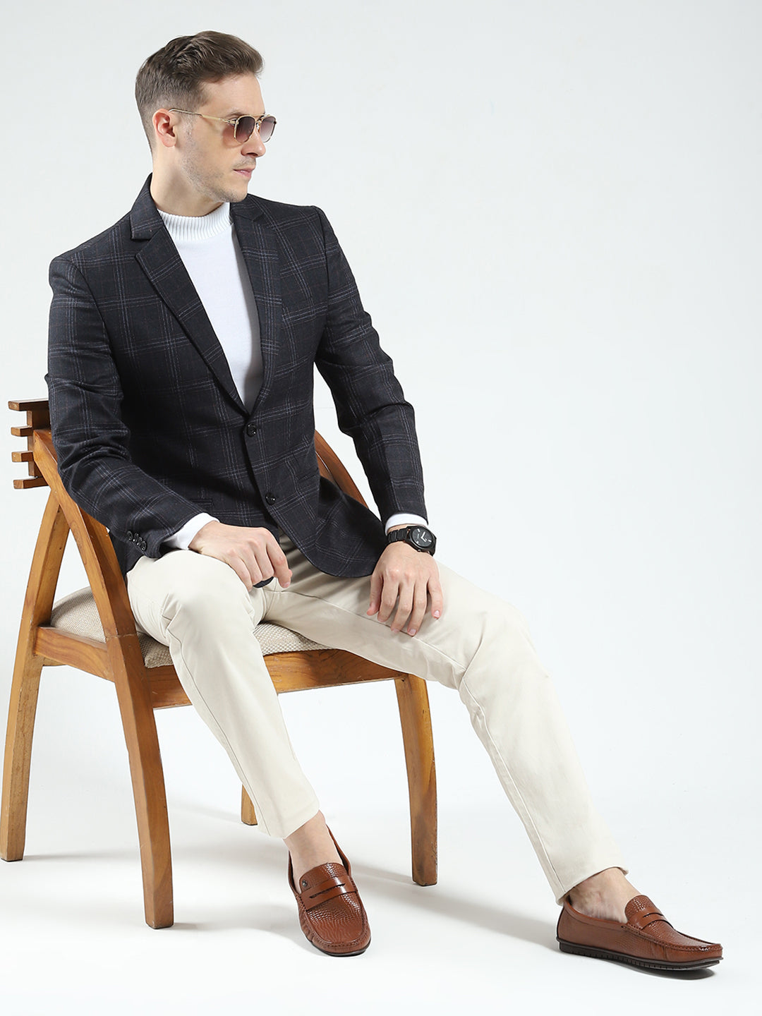 Luxuria Men Black Solid Notch Lapel Collar Full Sleeve Blazer