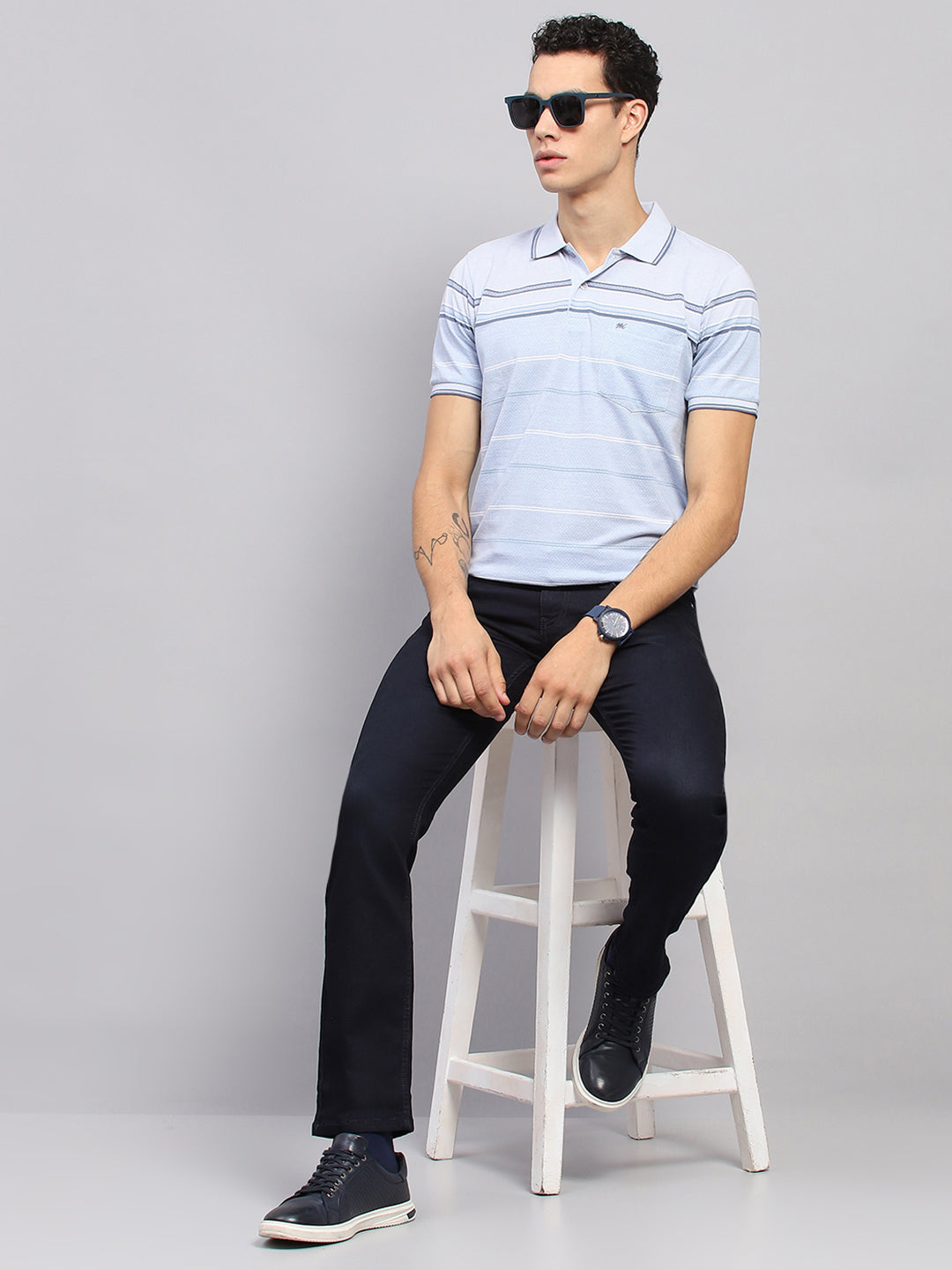 Men Blue Stripe Collar Half Sleeve T-Shirt