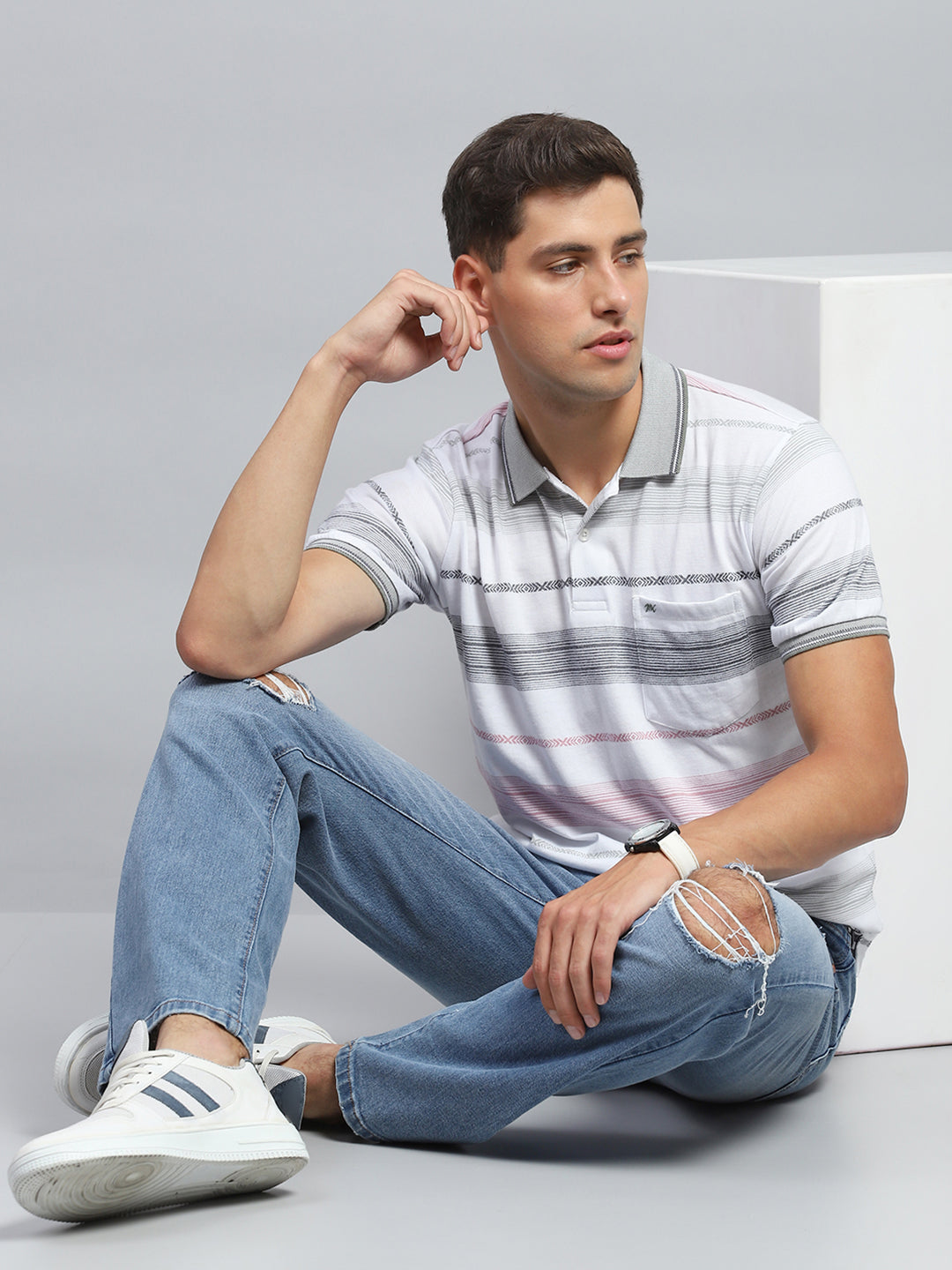 Men White Stripe Collar Half Sleeve T-Shirt