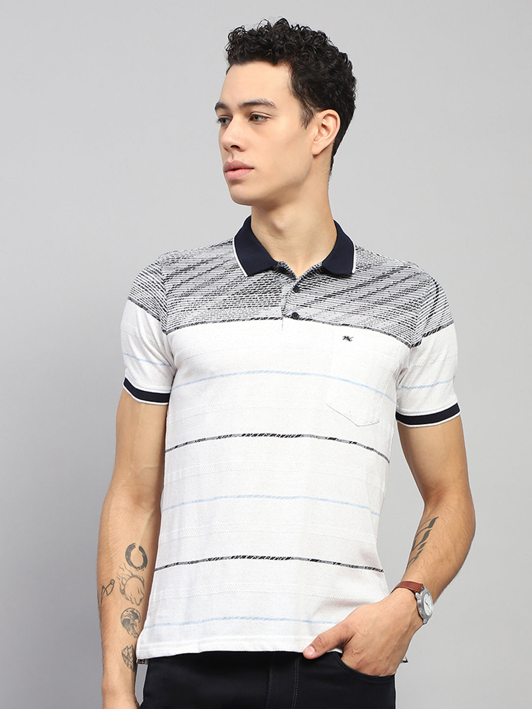 Men White Stripe Collar Half Sleeve T-Shirt - Main Image
