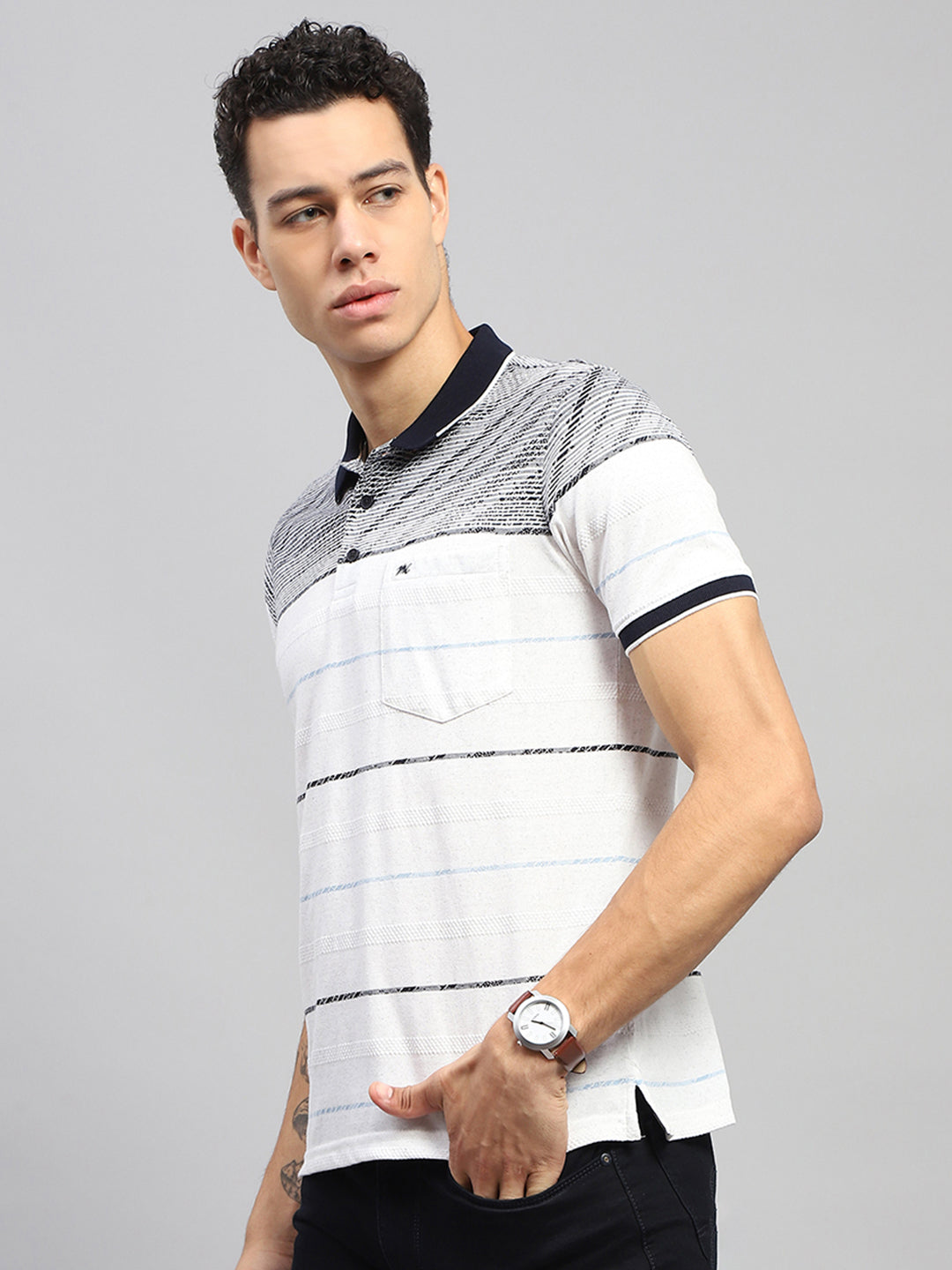 Men White Stripe Collar Half Sleeve T-Shirt