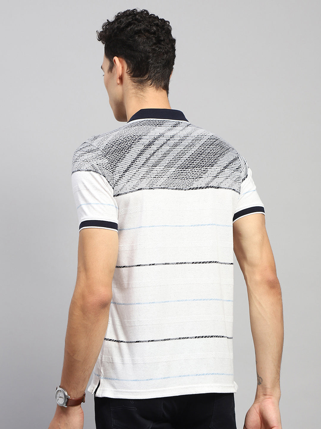 Men White Stripe Collar Half Sleeve T-Shirt