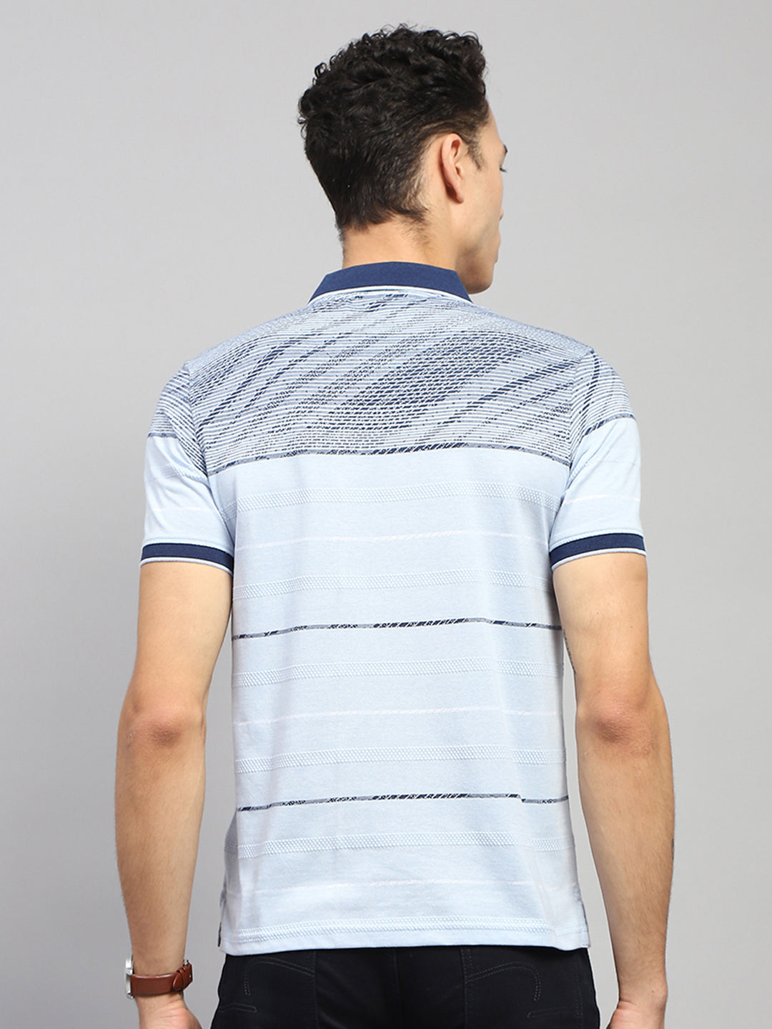 Men Blue Stripe Collar Half Sleeve T-Shirt