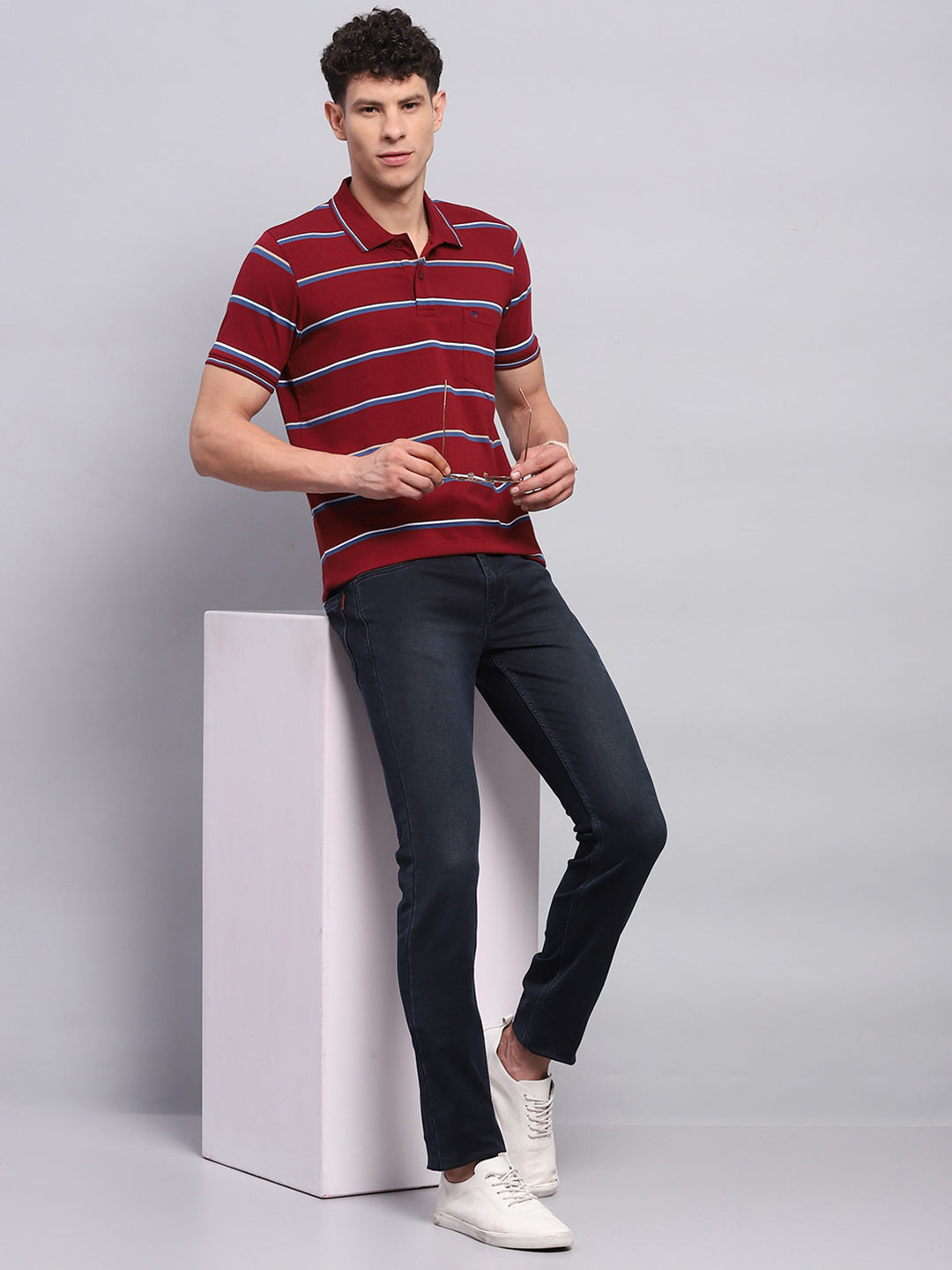 Men Maroon Stripe Collar Half Sleeve T-Shirt