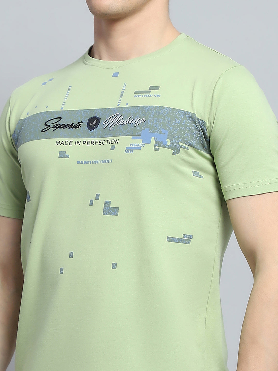 Men Green Printed Round Neck Half Sleeve T-Shirt