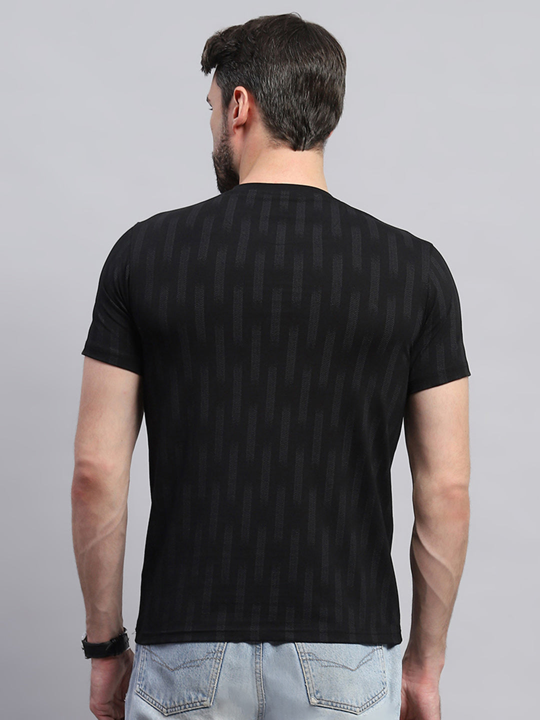 Men Black Printed Round Neck Half Sleeve T-Shirt