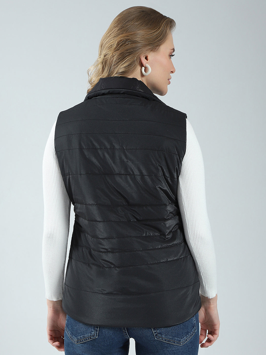 Women Black Solid Collar Sleeveless Reversible Jacket