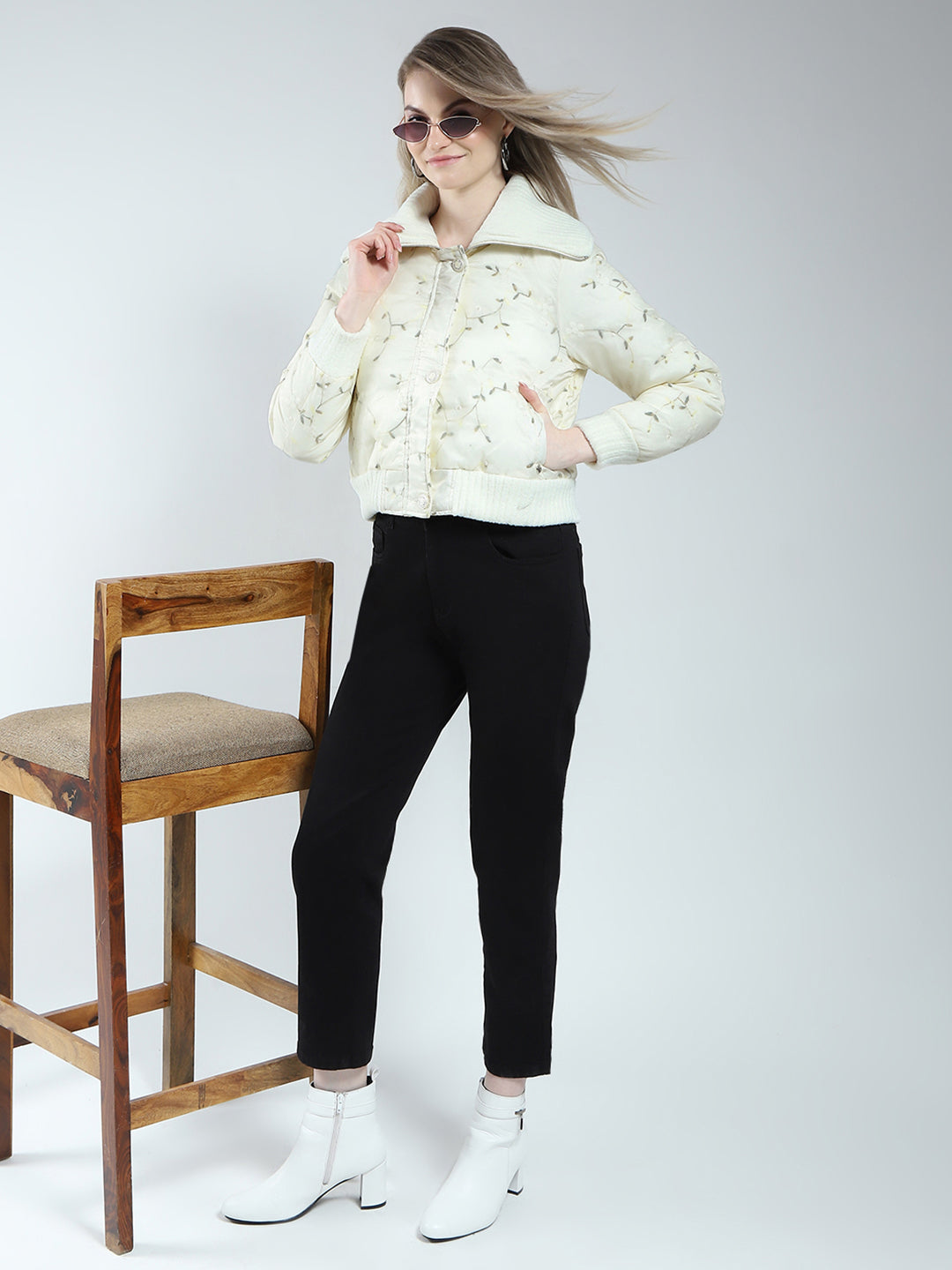 Women Off White Embroidered Collar Full Sleeve Jacket
