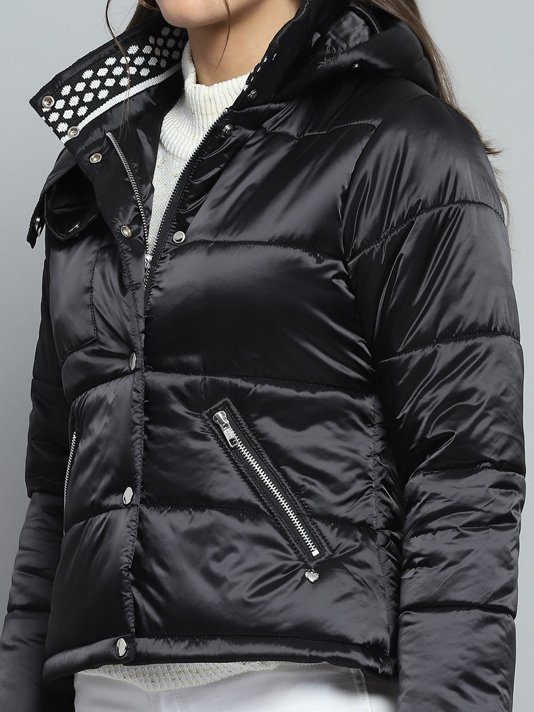 Women Black Solid Hooded Full Sleeve Jacket