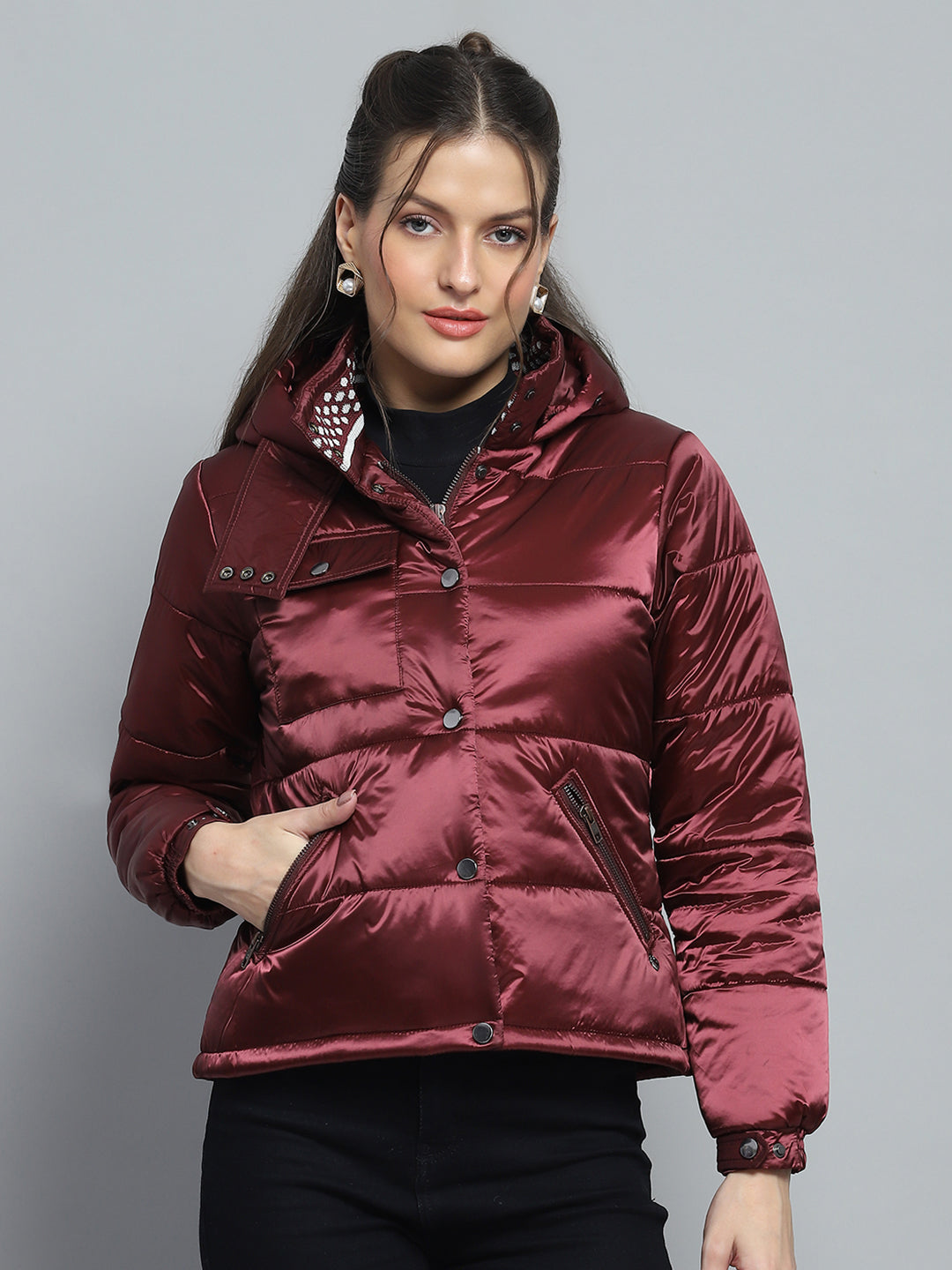 Women Maroon Solid Hooded Full Sleeve Jacket