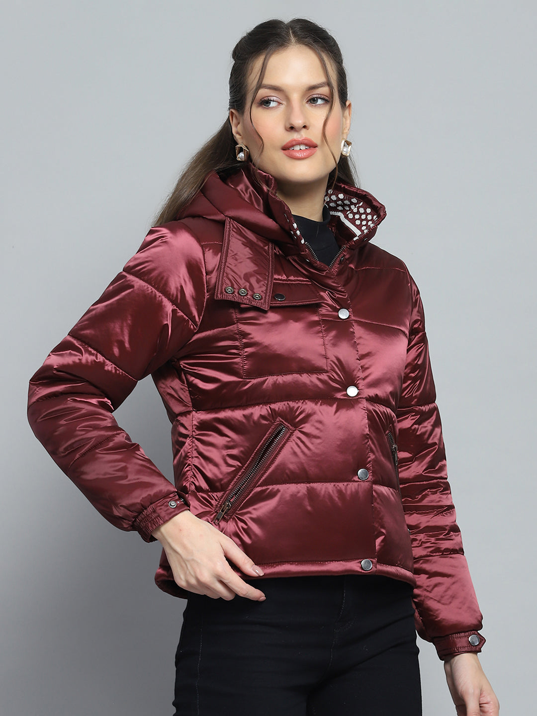Women Maroon Solid Hooded Full Sleeve Jacket
