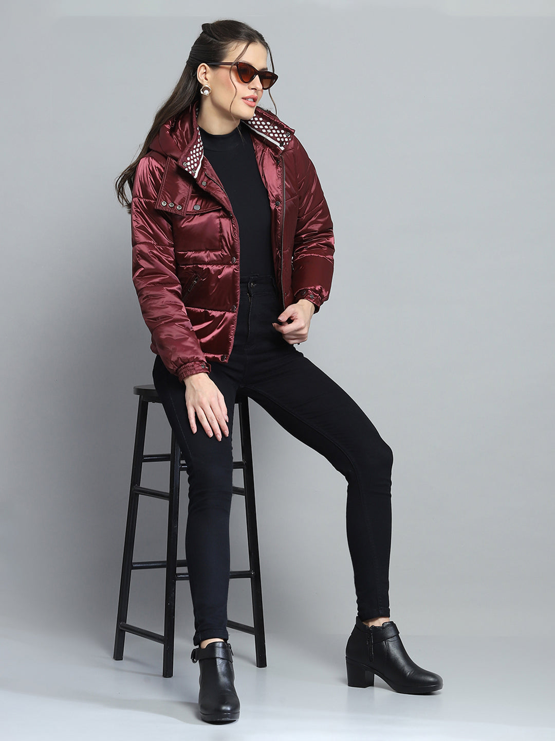 Women Maroon Solid Hooded Full Sleeve Jacket
