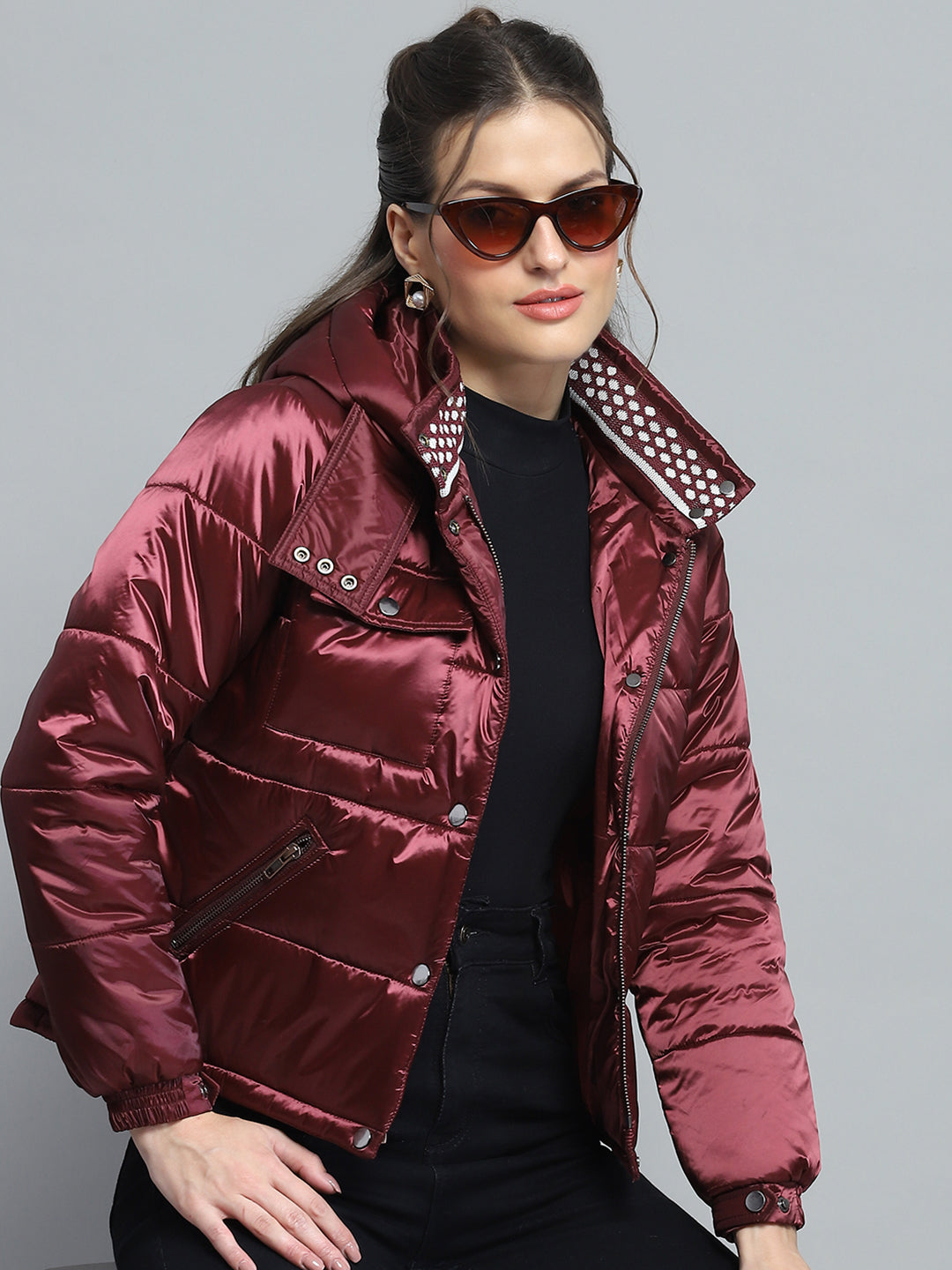 Women Maroon Solid Hooded Full Sleeve Jacket