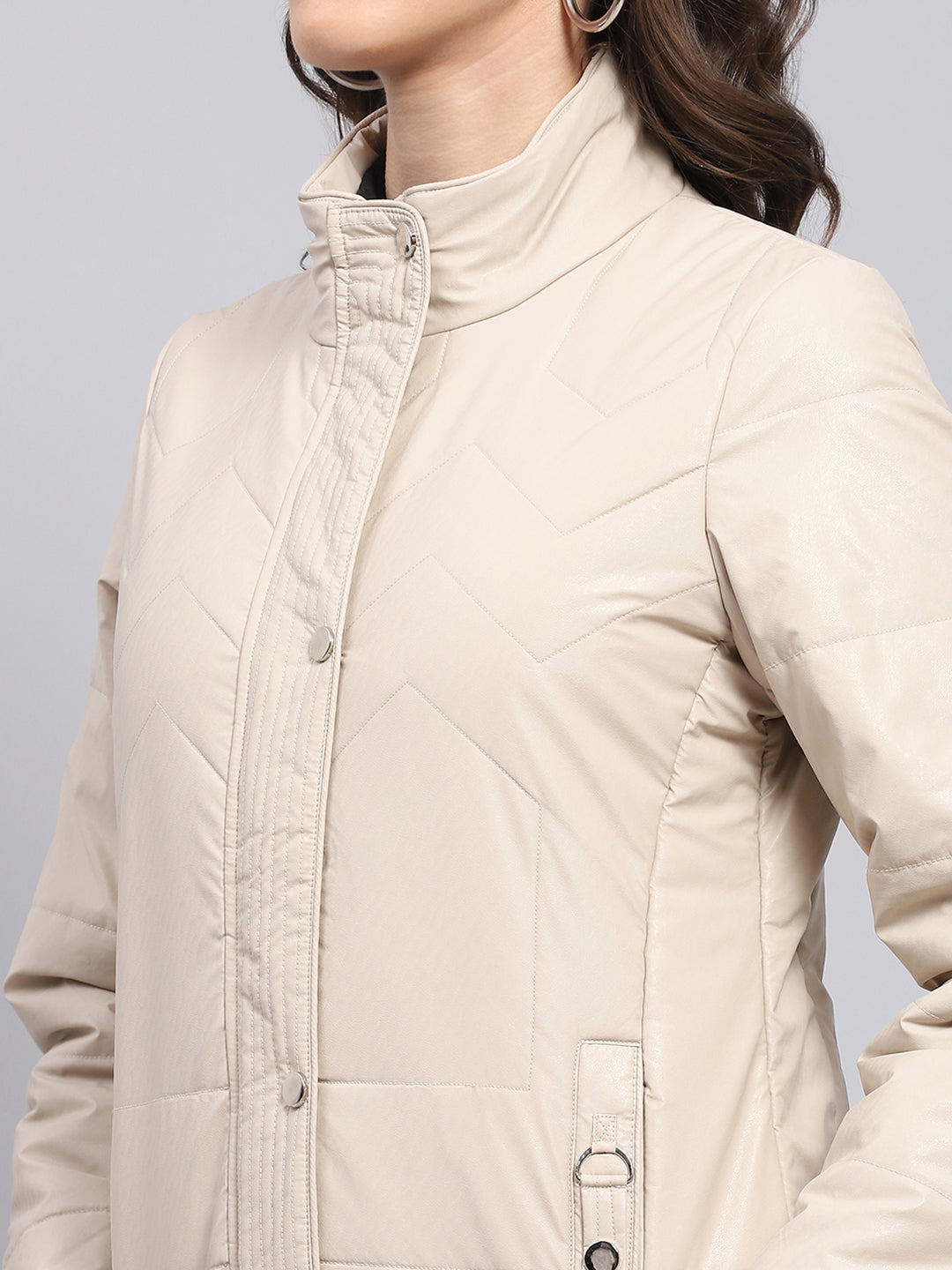 Women Beige Solid Collar Full Sleeve Puffer Jacket