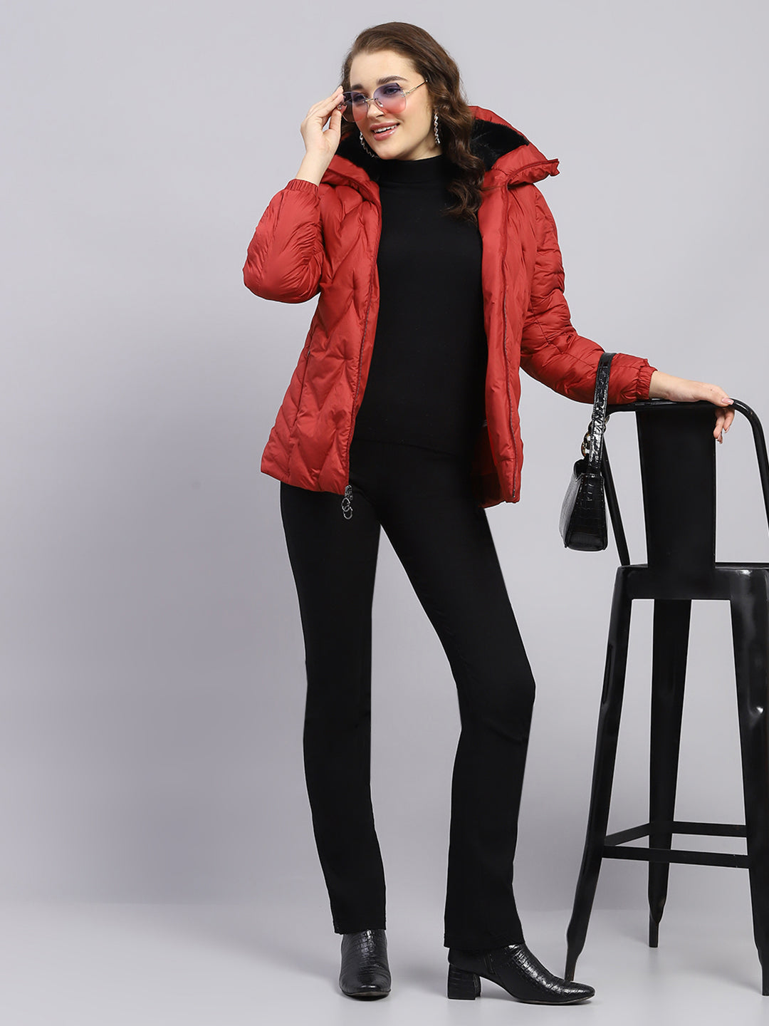 Women Maroon Embossed Collar Full Sleeve Puffer Jacket