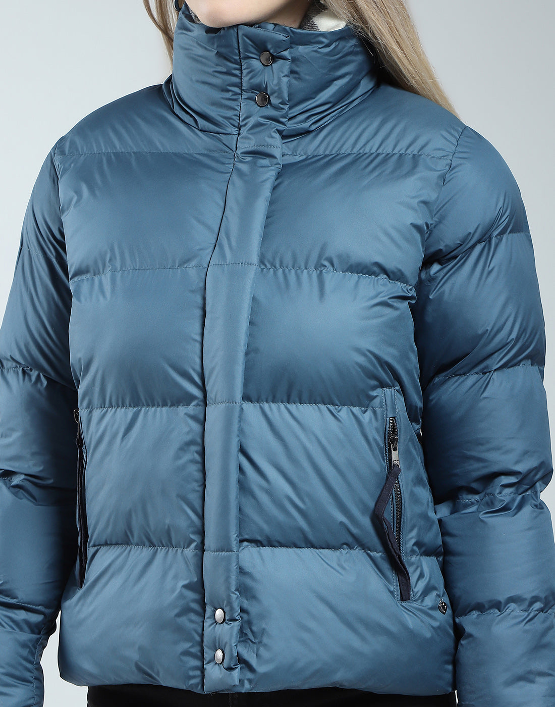 Women Brown Solid Collar Full Sleeve Jacket