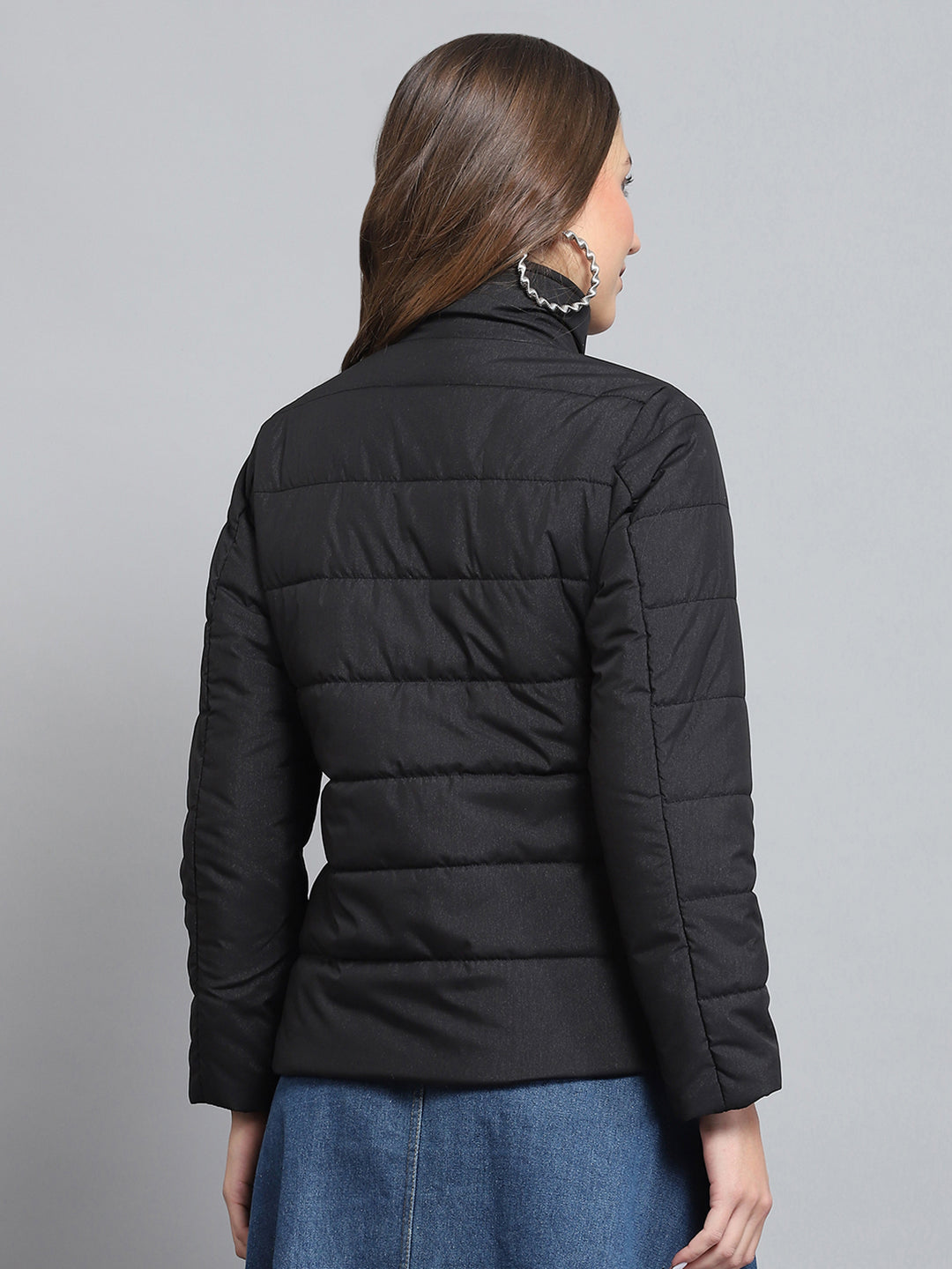 Women Black Solid Collar Full Sleeve Reversible Jacket