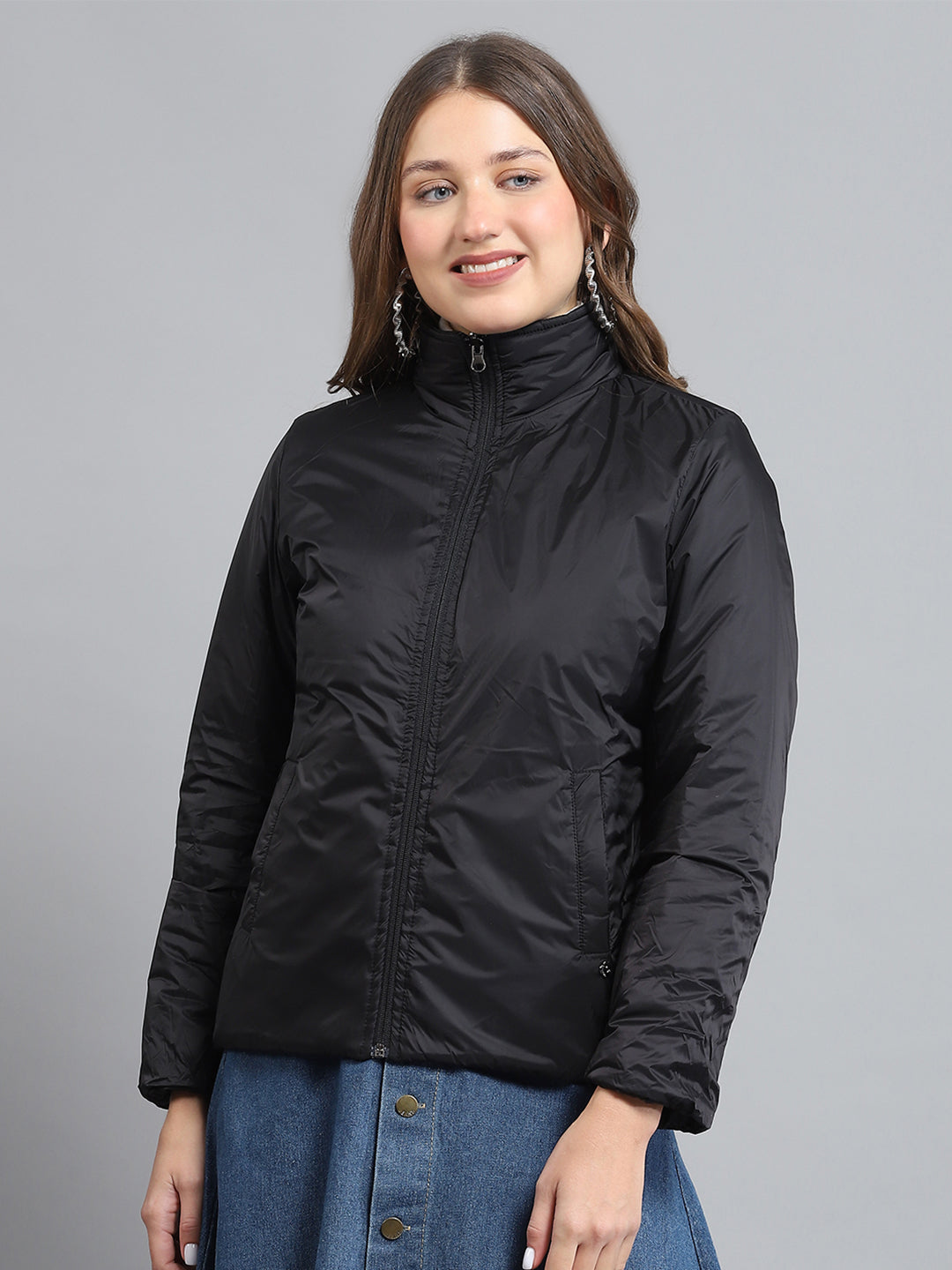 Women Black Solid Collar Full Sleeve Reversible Jacket