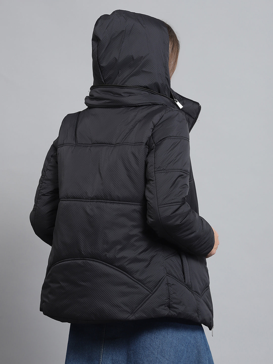 Women Black Self Design Collar Full Sleeve Jacket