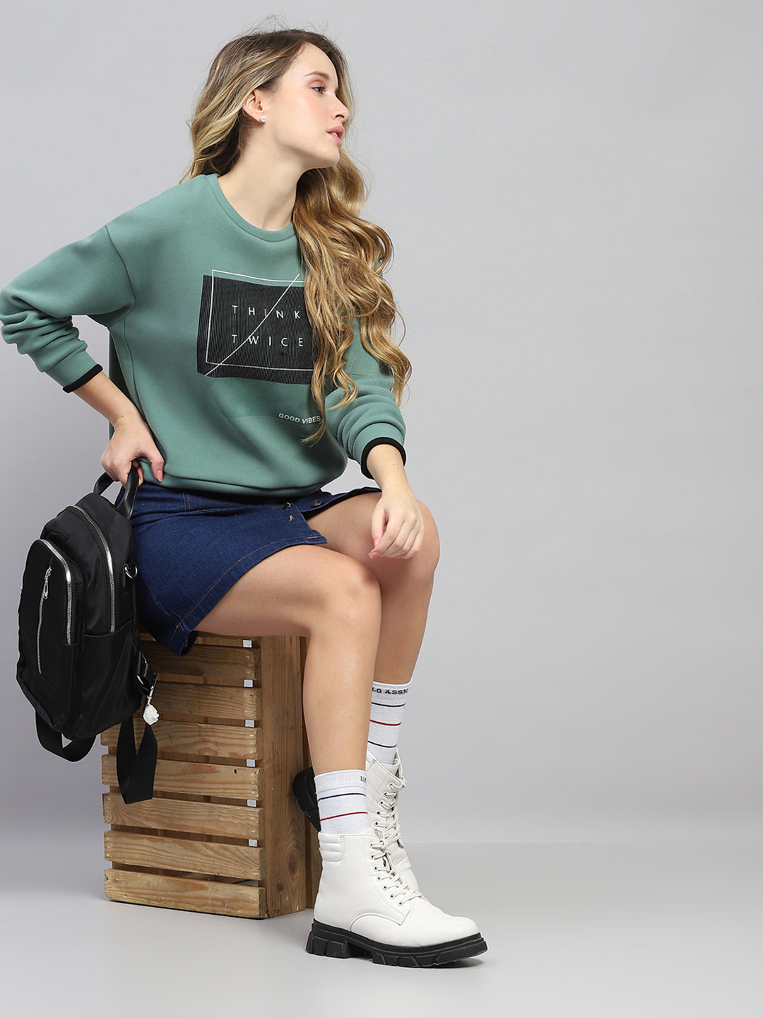 Women Green Printed Round Neck Full Sleeve Sweatshirt