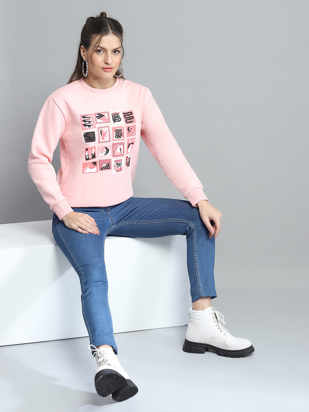 Women Pink Printed Round Neck Full Sleeve Sweatshirt
