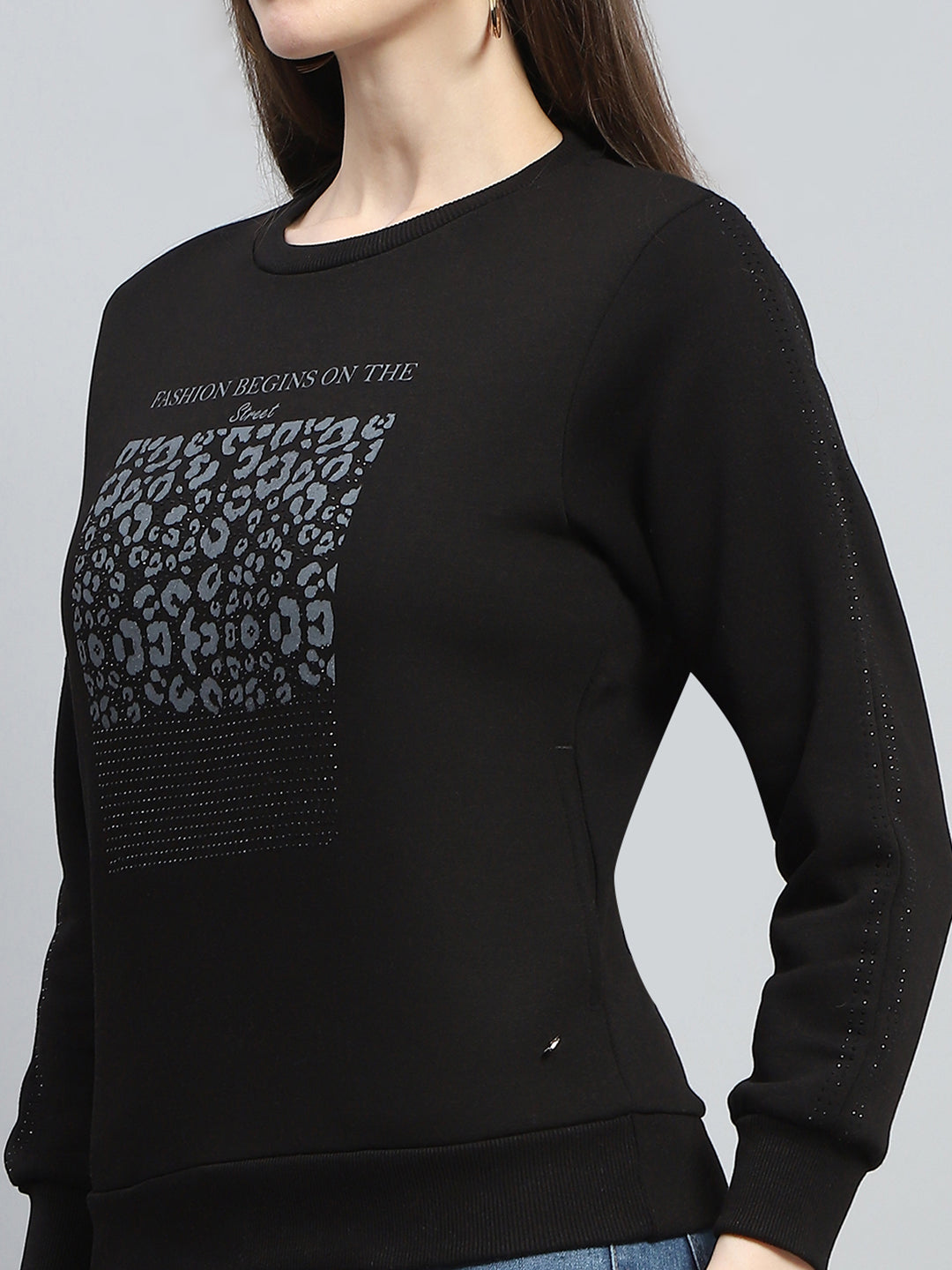 Women Black Printed Round Neck Full Sleeve Sweatshirt