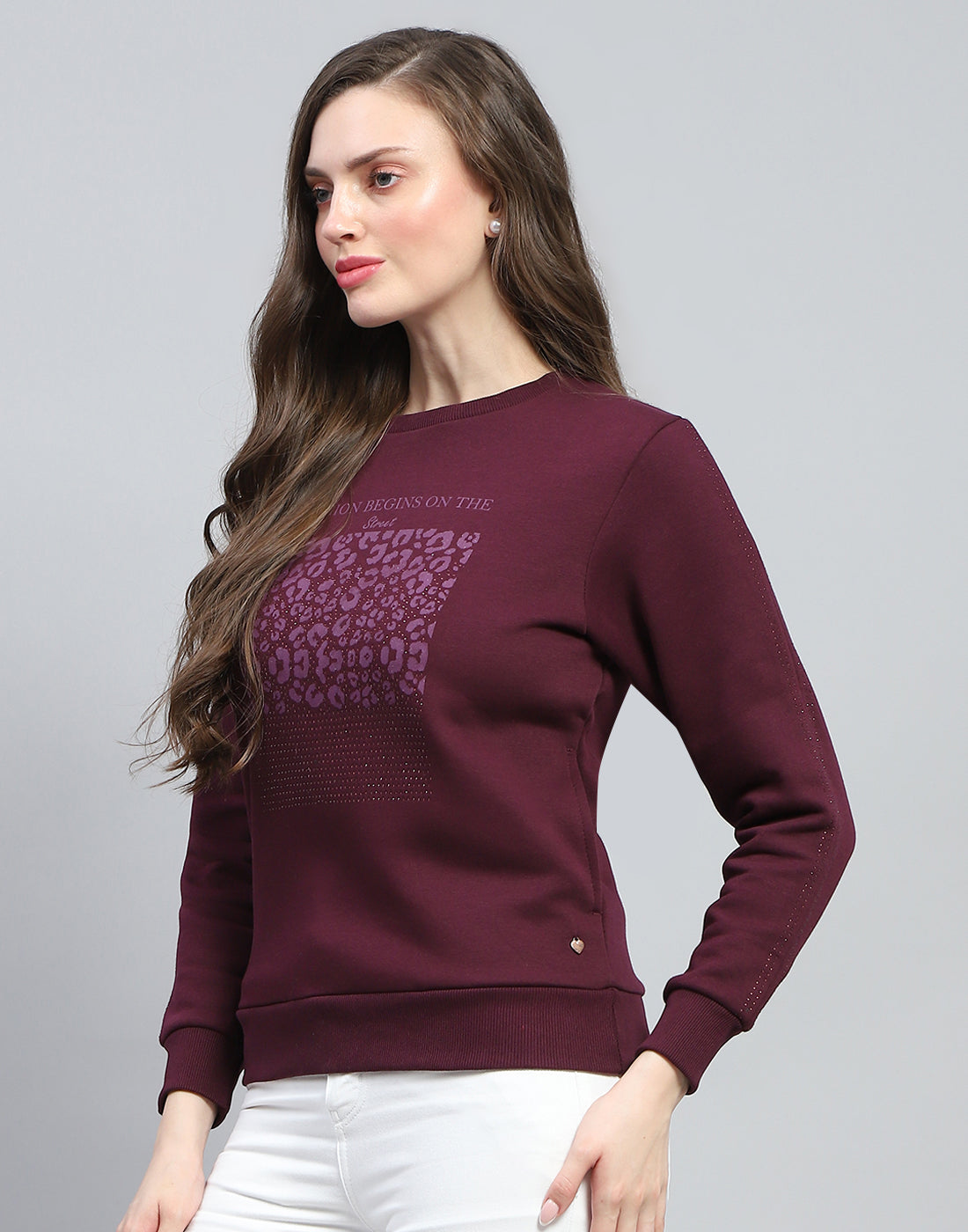 Women Burgundy Printed Round Neck Full Sleeve Sweatshirt