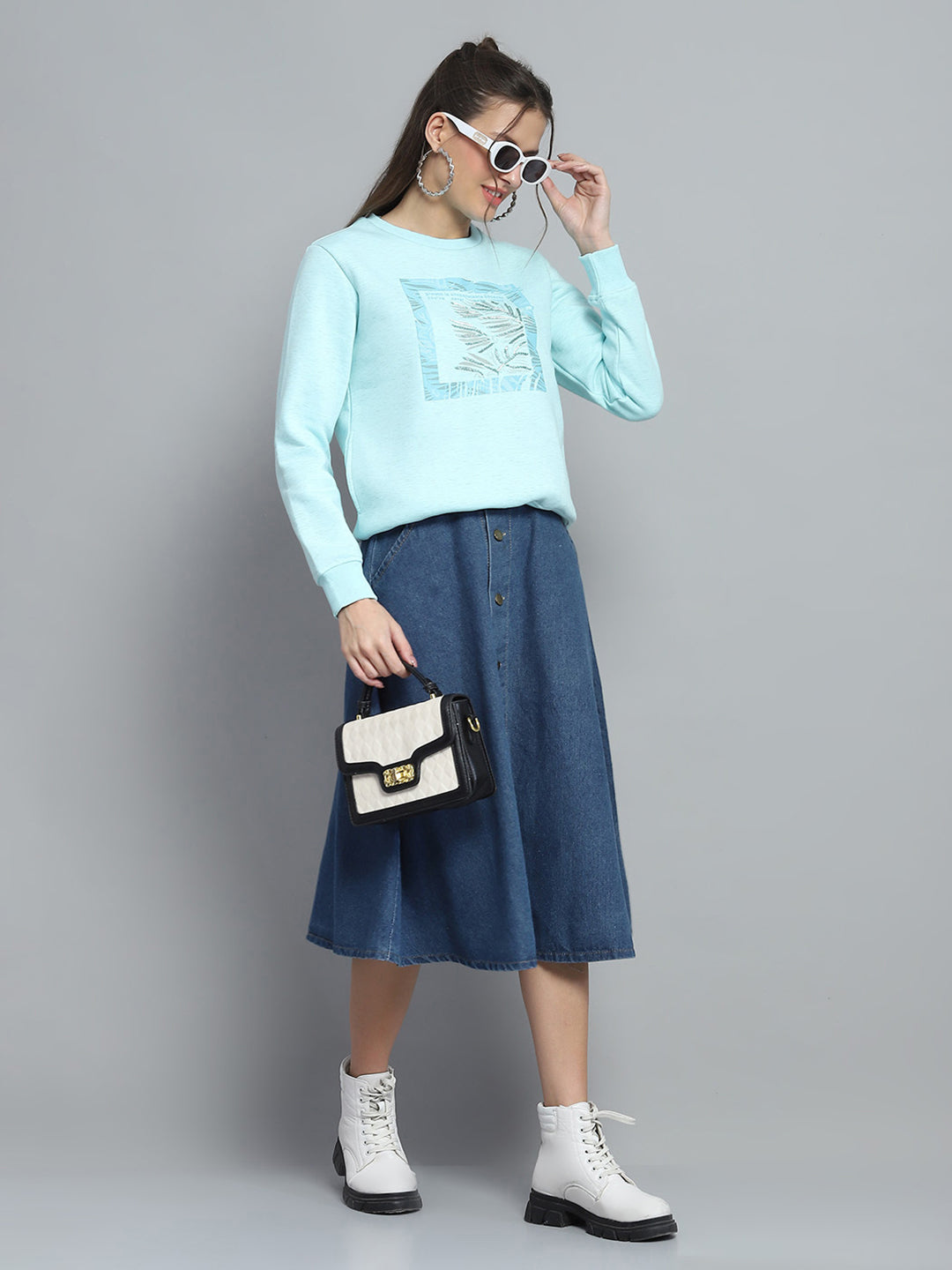 Women Blue Printed Round Neck Full Sleeve Sweatshirt