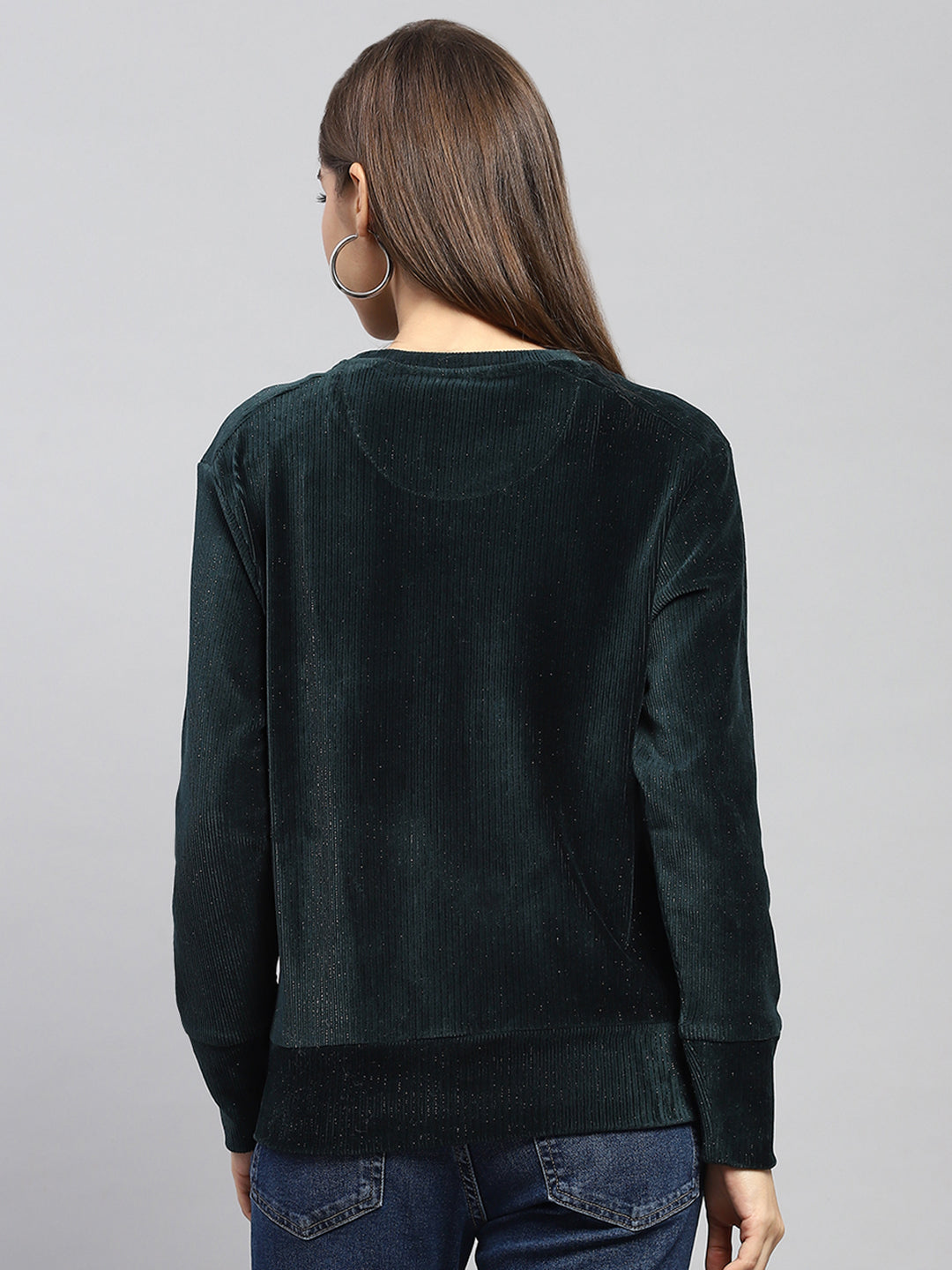 Women Green Solid Round Neck Full Sleeve Sweatshirt