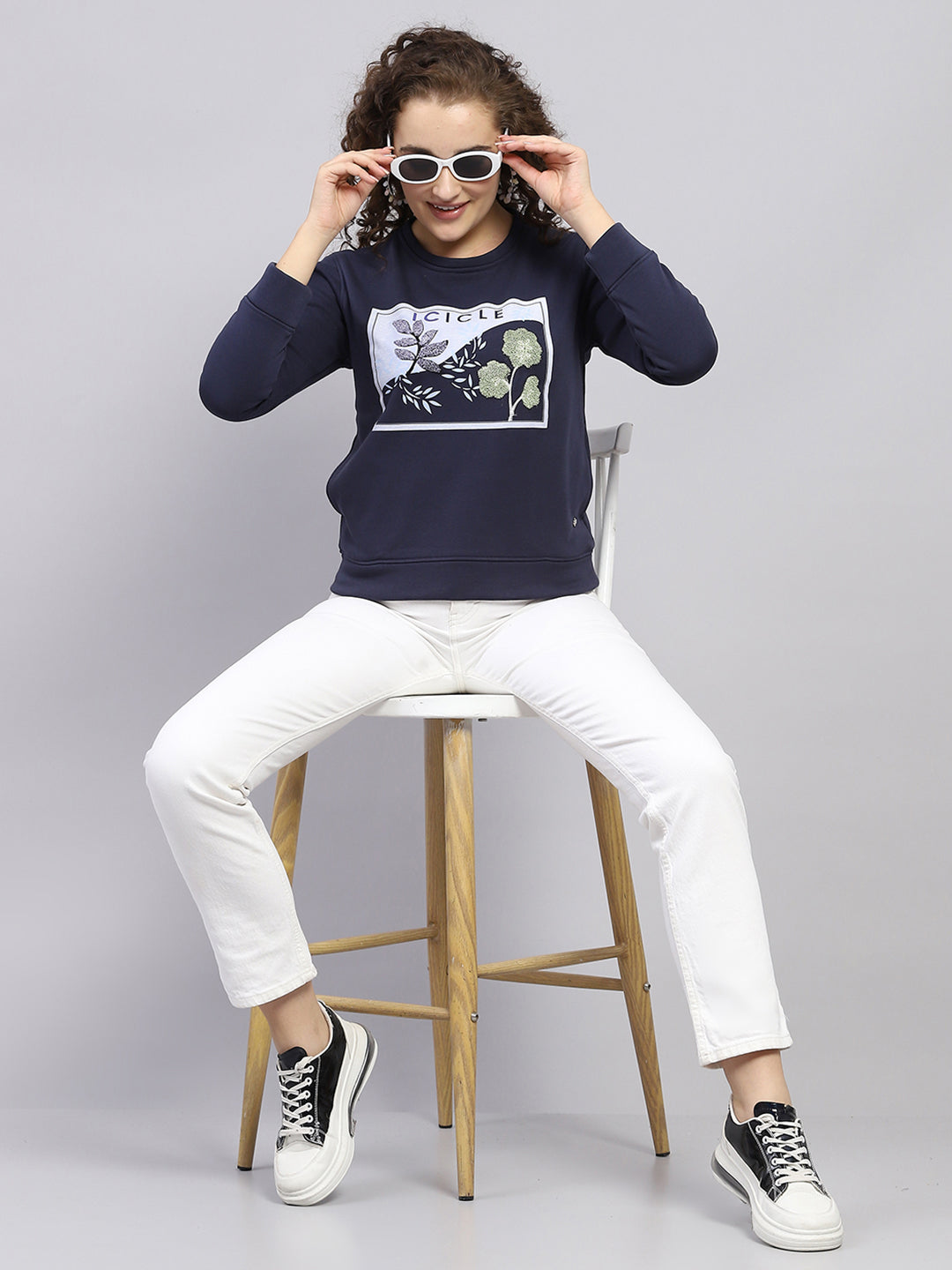Women Navy Blue Printed Round Neck Full Sleeve Sweatshirt