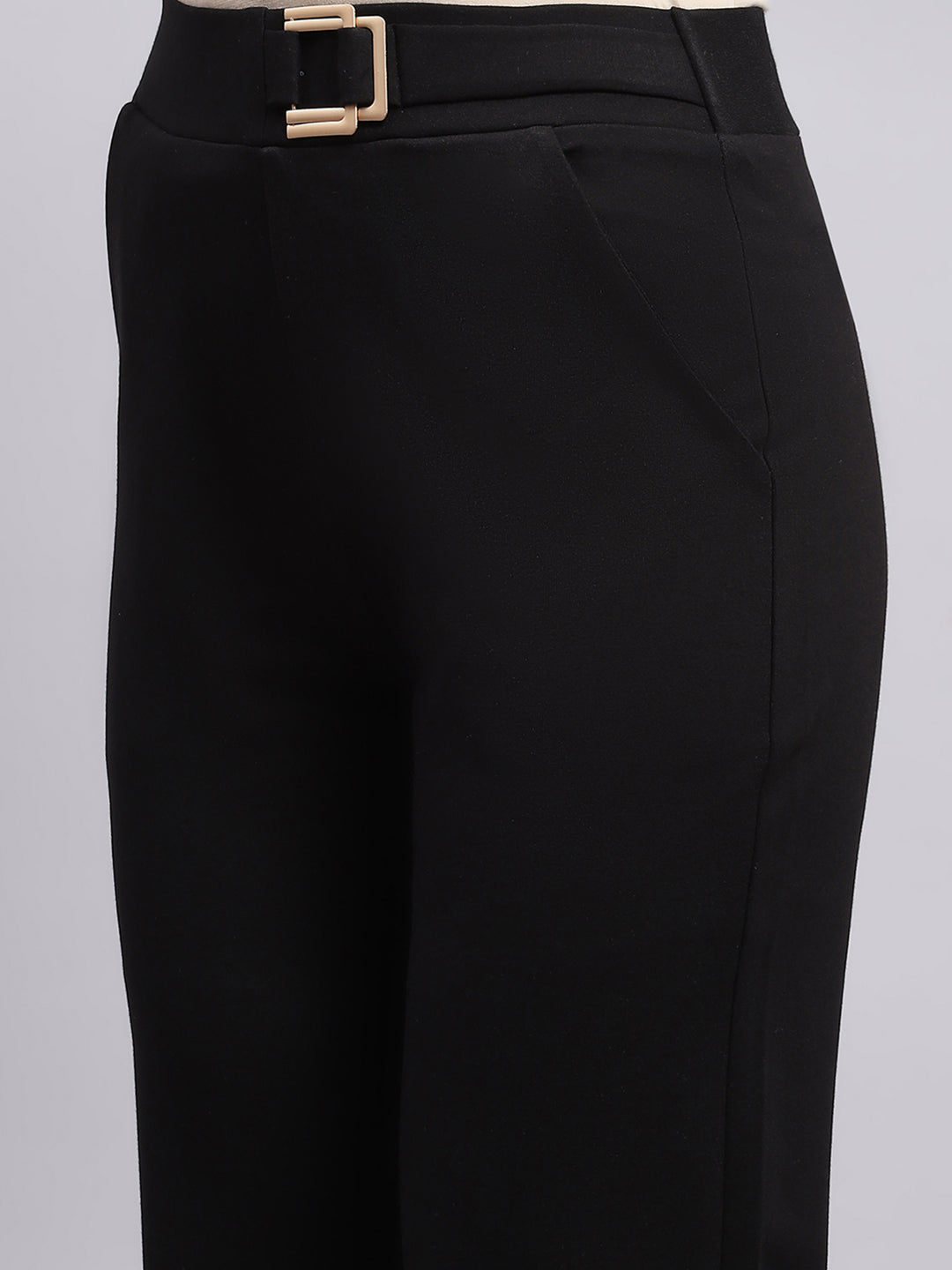 Women Black Solid Regular Fit Jegging