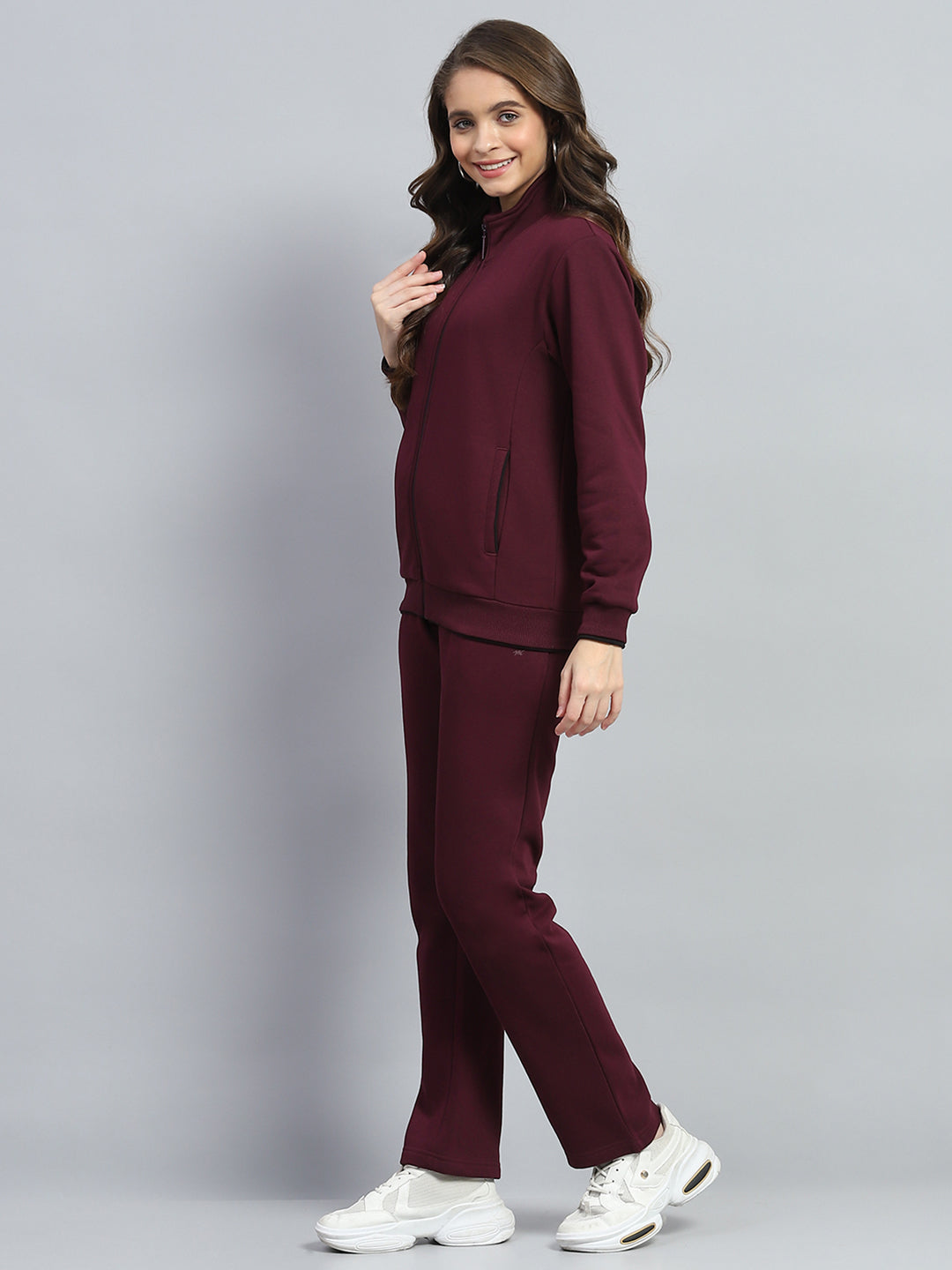 Women Maroon Solid Mock Neck Full Sleeve Winter Tracksuit