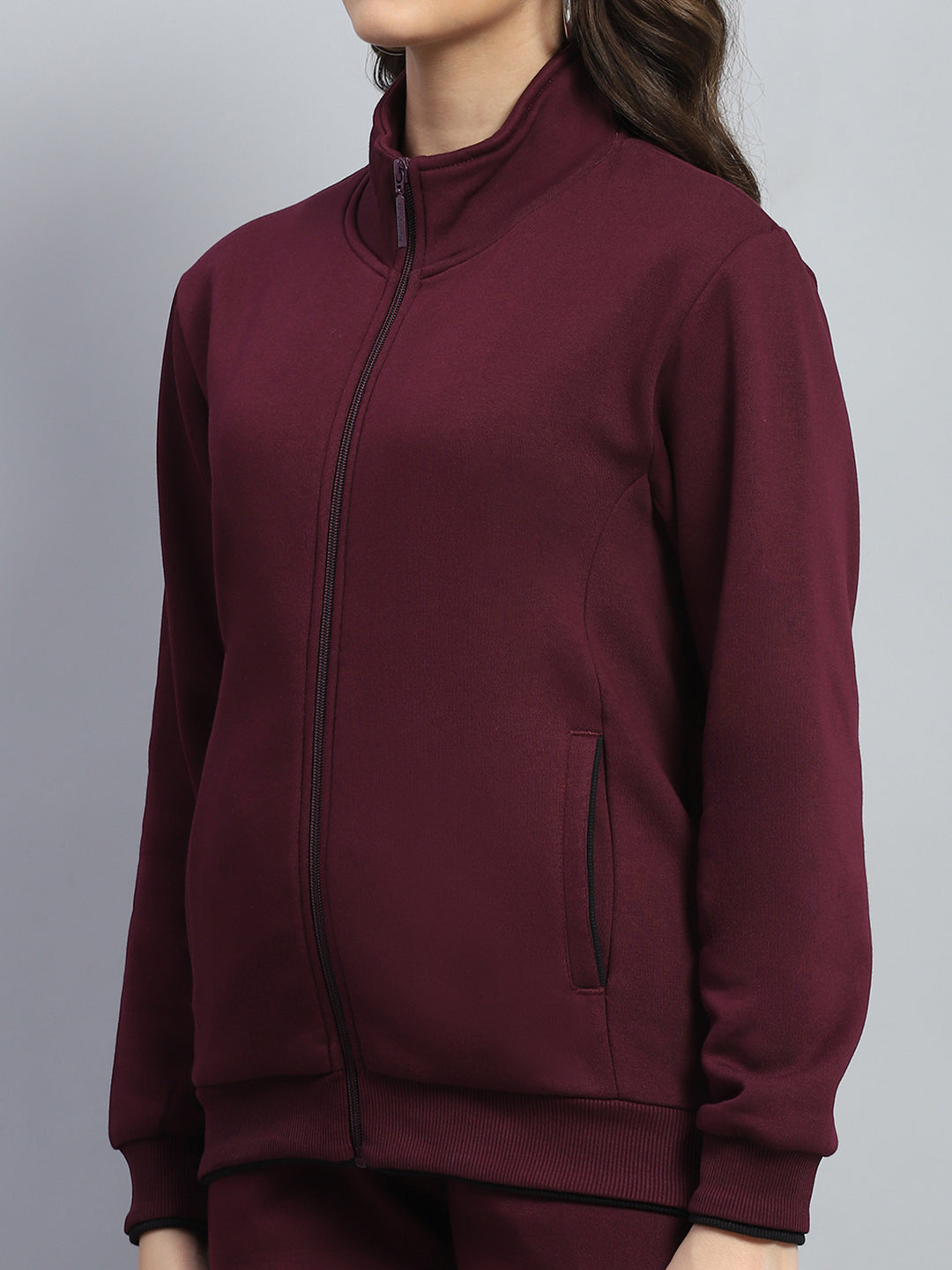 Women Maroon Solid Mock Neck Full Sleeve Winter Tracksuit