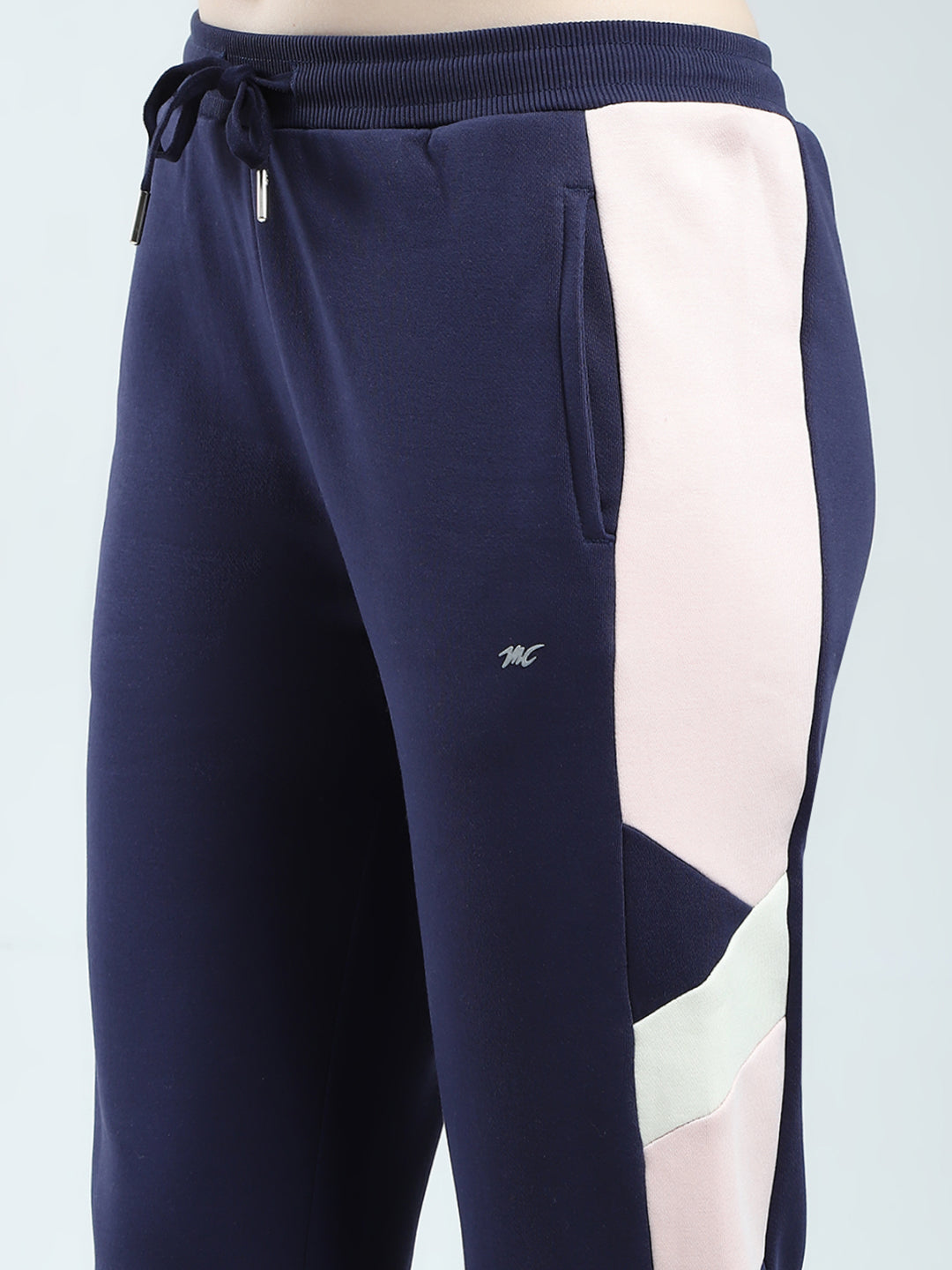 Women Blue & Beige Printed Round Neck Full Sleeve Winter Tracksuit