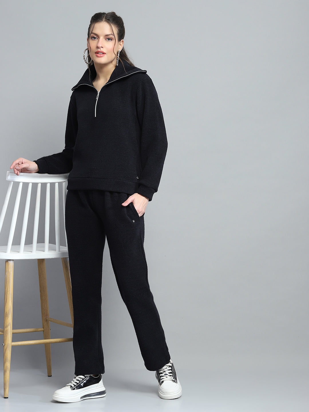 Women Black Self Design Collar Full Sleeve Cords Set