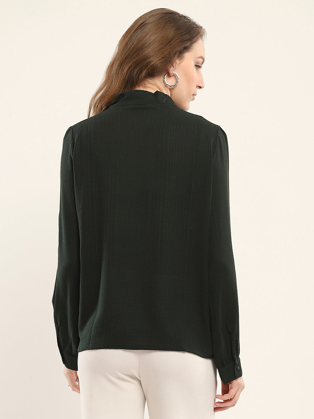 Women Green Solid Round Neck Full Sleeve Winte Top