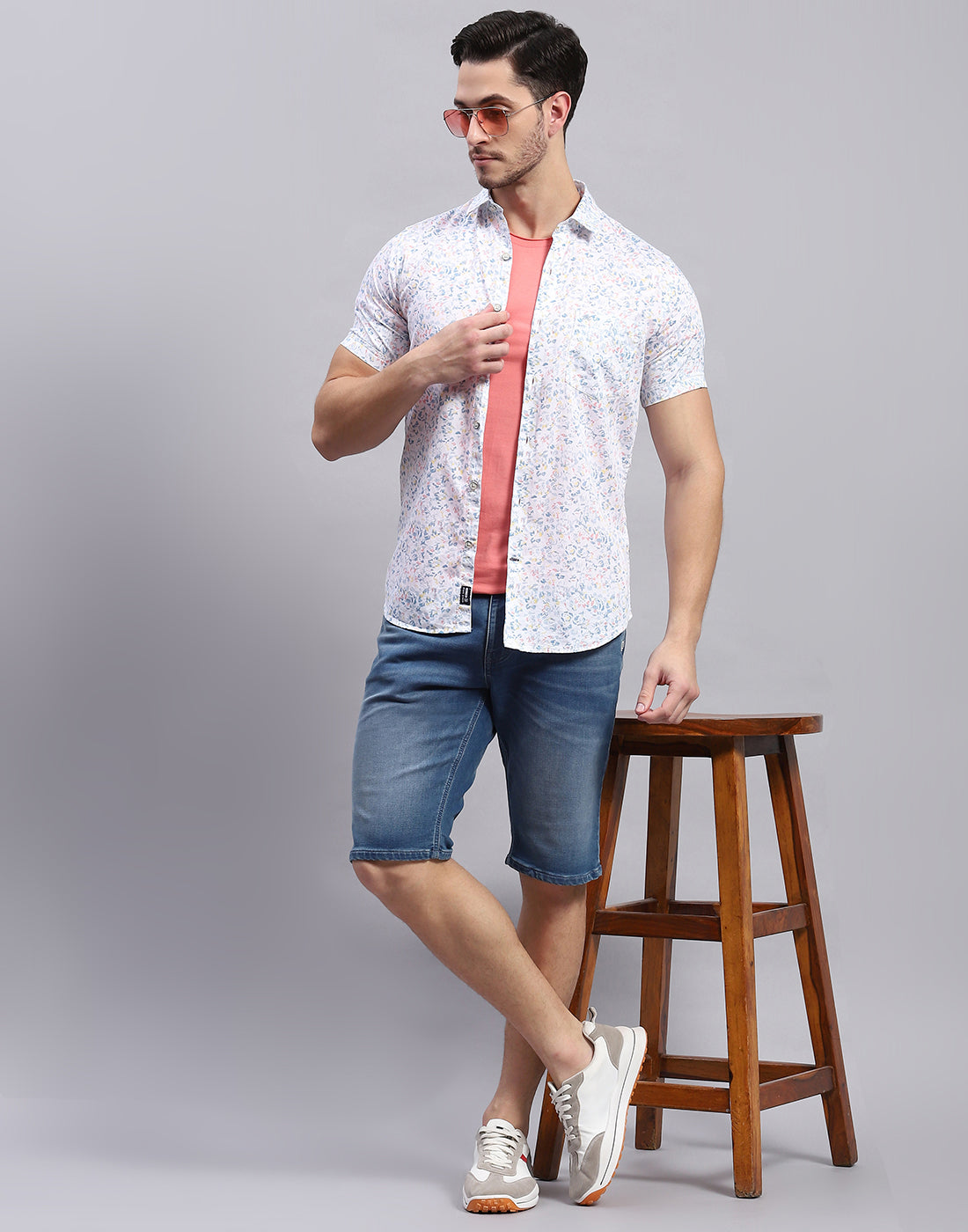 Men White Printed Collar Half Sleeve Shirt