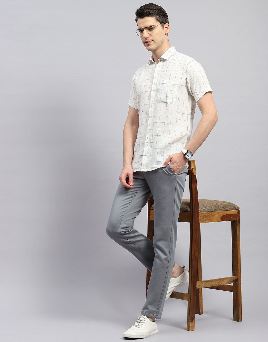 Men White Check Collar Half Sleeve Linen Shirt