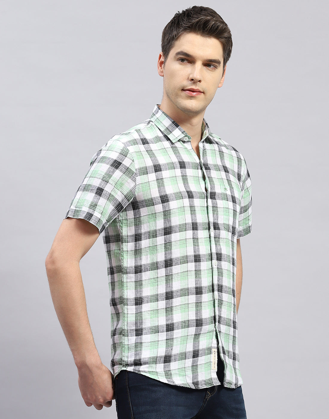 Men Green Check Collar Half Sleeve Linen Shirt
