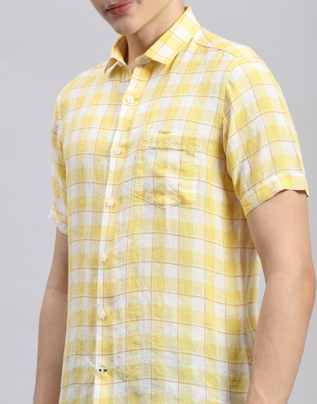 Men Yellow Check Collar Half Sleeve Linen Shirt