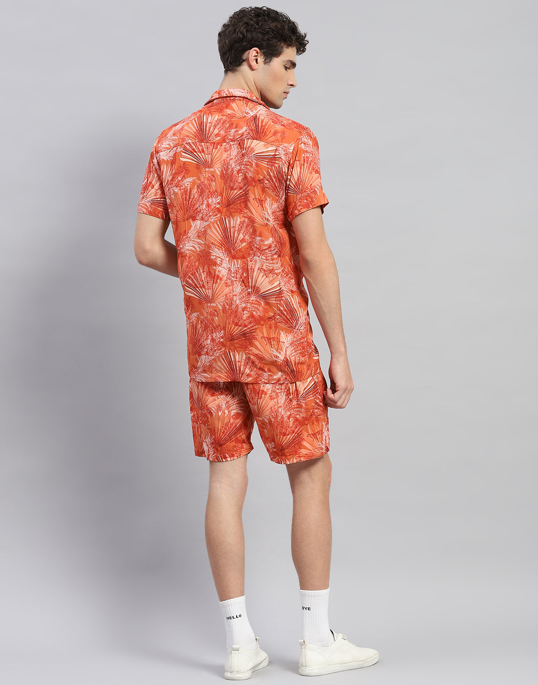 Men Orange Floral Print Round Neck Half Sleeve Cords Set